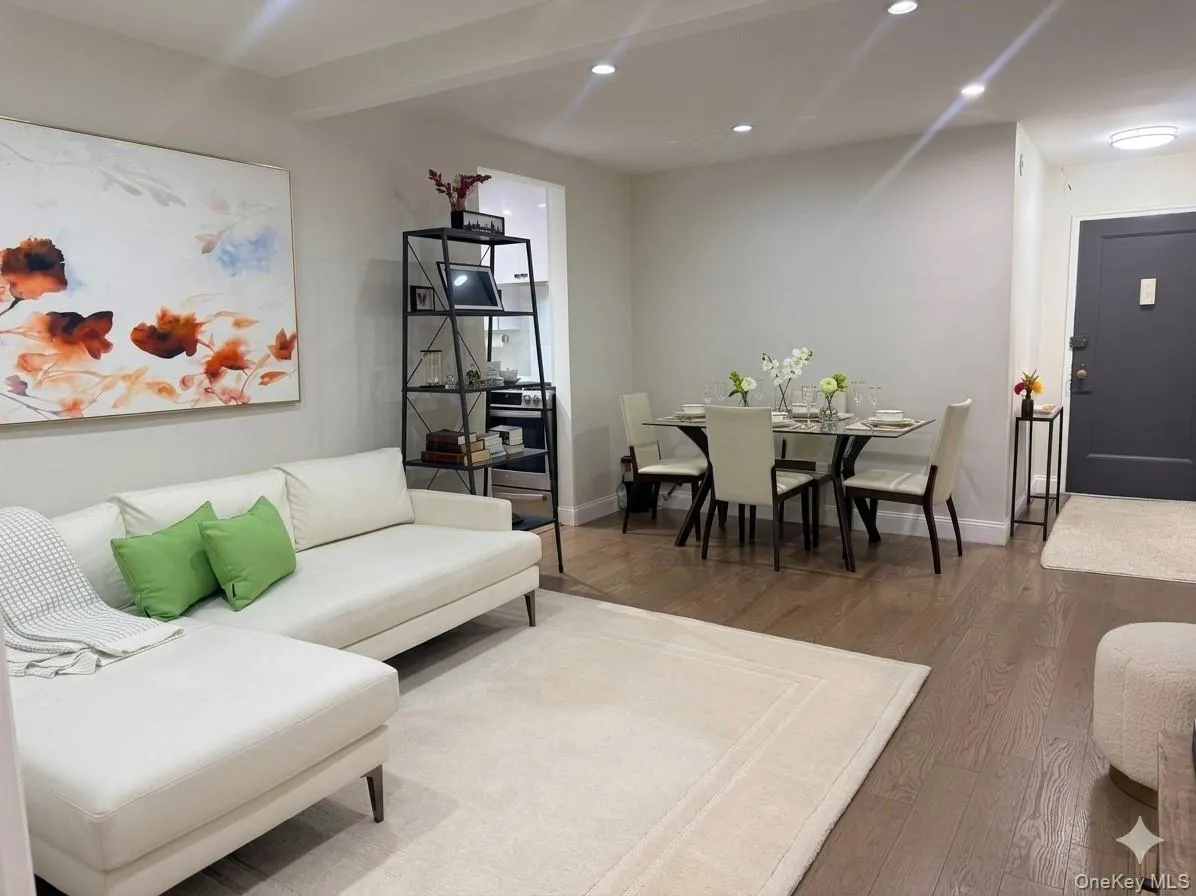 65-15 38th Avenue, New York, NY, 1 Bedroom Bedrooms, 3 Rooms Rooms,1 BathroomBathrooms,Residential,For Rent,38th,0,1058205 65-15 38th Avenue, New York, NY, 1 Bedroom Bedrooms, 3 Rooms Rooms,1 BathroomBathrooms,Residential,For Rent,38th,0,1058205