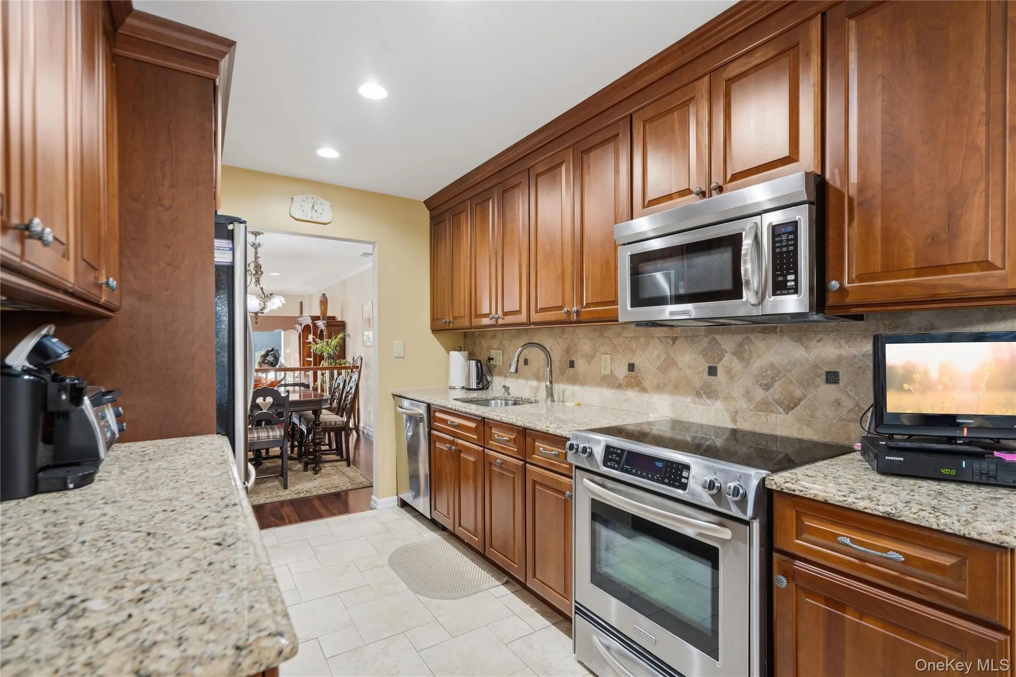 148 Southgate Circle, Oyster Bay, NY, 3 Bedrooms Bedrooms, 7 Rooms Rooms,2 BathroomsBathrooms,Residential,For Rent,Southgate,0,1058208 148 Southgate Circle, Oyster Bay, NY, 3 Bedrooms Bedrooms, 7 Rooms Rooms,2 BathroomsBathrooms,Residential,For Rent,Southgate,0,1058208