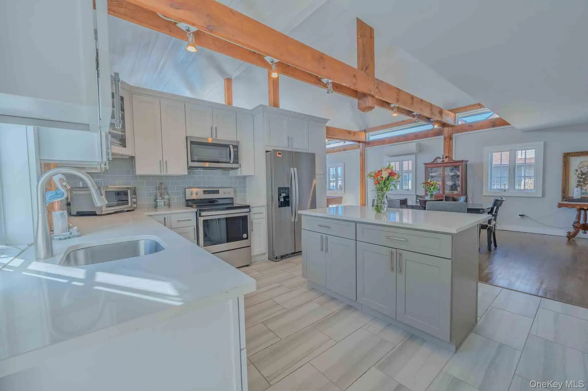 7 Meadow Lane, Babylon, NY, 4 Bedrooms Bedrooms, 10 Rooms Rooms,2 BathroomsBathrooms,Residential,For Rent,Meadow,0,1058209 7 Meadow Lane, Babylon, NY, 4 Bedrooms Bedrooms, 10 Rooms Rooms,2 BathroomsBathrooms,Residential,For Rent,Meadow,0,1058209