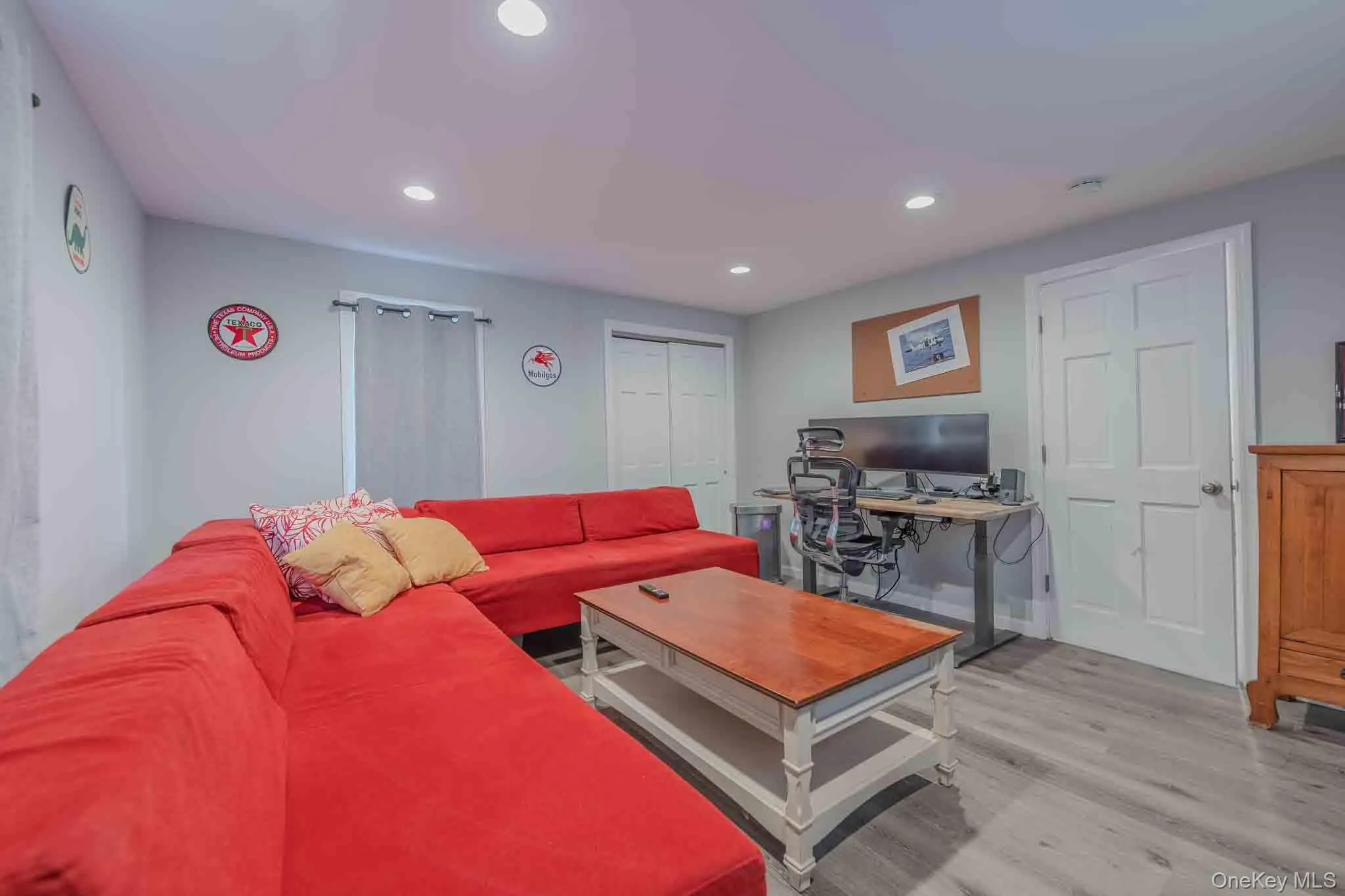 7 Meadow Lane, Babylon, NY, 4 Bedrooms Bedrooms, 10 Rooms Rooms,2 BathroomsBathrooms,Residential,For Rent,Meadow,0,1058209 7 Meadow Lane, Babylon, NY, 4 Bedrooms Bedrooms, 10 Rooms Rooms,2 BathroomsBathrooms,Residential,For Rent,Meadow,0,1058209