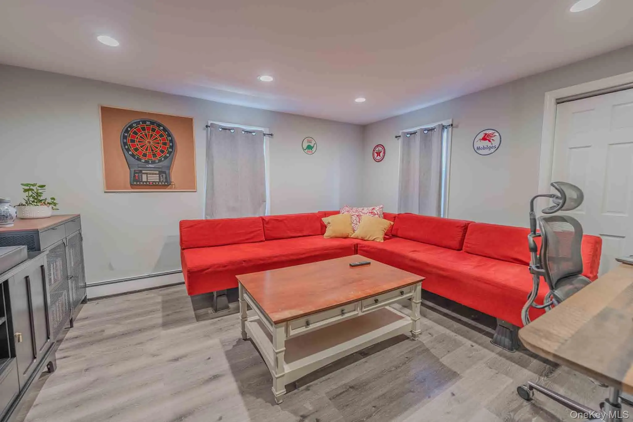 7 Meadow Lane, Babylon, NY, 4 Bedrooms Bedrooms, 10 Rooms Rooms,2 BathroomsBathrooms,Residential,For Rent,Meadow,0,1058209 7 Meadow Lane, Babylon, NY, 4 Bedrooms Bedrooms, 10 Rooms Rooms,2 BathroomsBathrooms,Residential,For Rent,Meadow,0,1058209