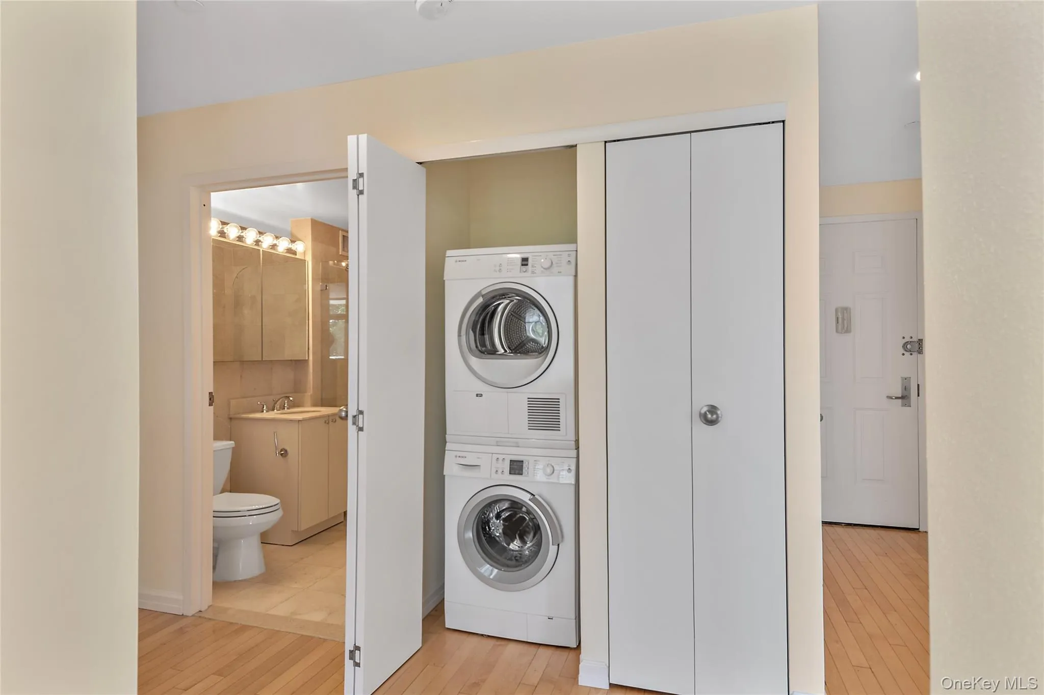 3625 Oxford Avenue, New York, NY, 2 Bedrooms Bedrooms, 4 Rooms Rooms,2 BathroomsBathrooms,Residential,For Rent,Oxford,0,1058214 3625 Oxford Avenue, New York, NY, 2 Bedrooms Bedrooms, 4 Rooms Rooms,2 BathroomsBathrooms,Residential,For Rent,Oxford,0,1058214