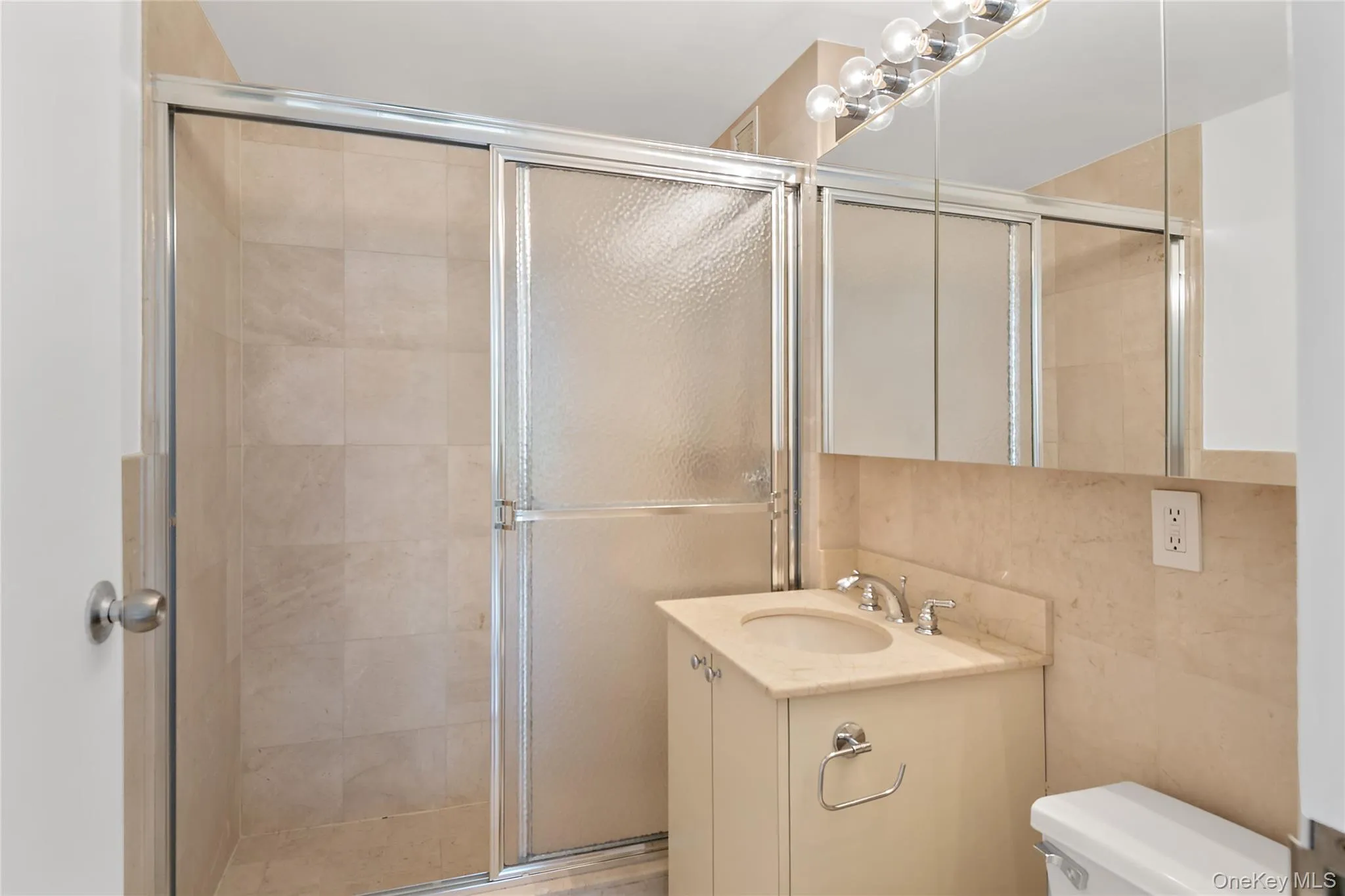 3625 Oxford Avenue, New York, NY, 2 Bedrooms Bedrooms, 4 Rooms Rooms,2 BathroomsBathrooms,Residential,For Rent,Oxford,0,1058214 3625 Oxford Avenue, New York, NY, 2 Bedrooms Bedrooms, 4 Rooms Rooms,2 BathroomsBathrooms,Residential,For Rent,Oxford,0,1058214