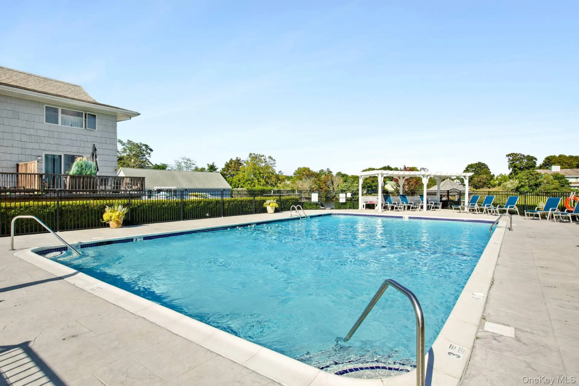 3018 Mitchell Road, Southampton, New York 11978