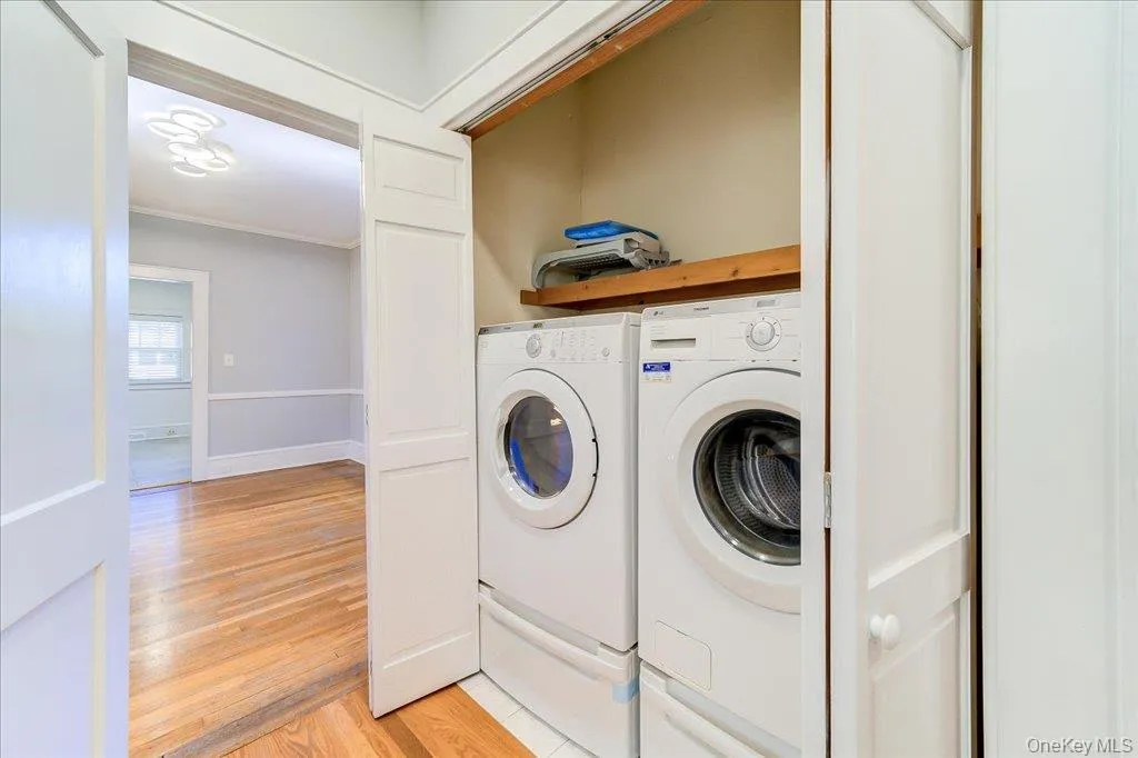 943 Main Street, Fishkill, NY, 4 Bedrooms Bedrooms, 9 Rooms Rooms,2 BathroomsBathrooms,Residential,For Rent,Main,0,1058243 943 Main Street, Fishkill, NY, 4 Bedrooms Bedrooms, 9 Rooms Rooms,2 BathroomsBathrooms,Residential,For Rent,Main,0,1058243