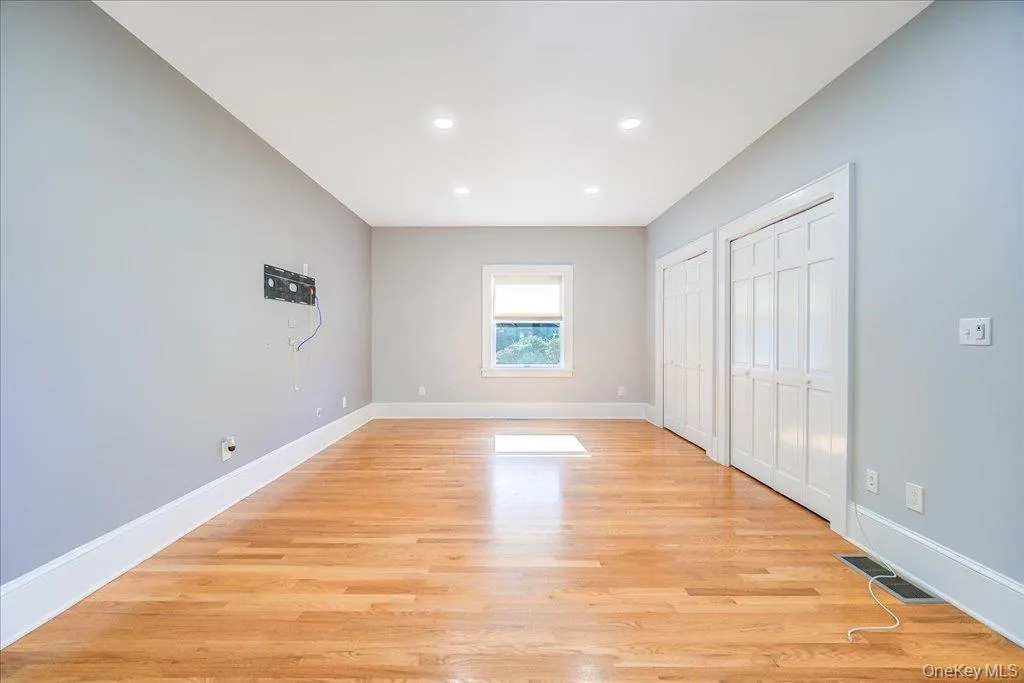 943 Main Street, Fishkill, NY, 4 Bedrooms Bedrooms, 9 Rooms Rooms,2 BathroomsBathrooms,Residential,For Rent,Main,0,1058243 943 Main Street, Fishkill, NY, 4 Bedrooms Bedrooms, 9 Rooms Rooms,2 BathroomsBathrooms,Residential,For Rent,Main,0,1058243