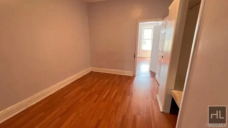 9746 Drew Street, New York, NY, 3 Bedroom Bedrooms, 6 Room Rooms,1 BathroomBathrooms,Residential Lease,For Rent,Drew Street,0,1058246 9746 Drew Street, New York, NY, 3 Bedroom Bedrooms, 6 Room Rooms,1 BathroomBathrooms,Residential Lease,For Rent,Drew Street,0,1058246