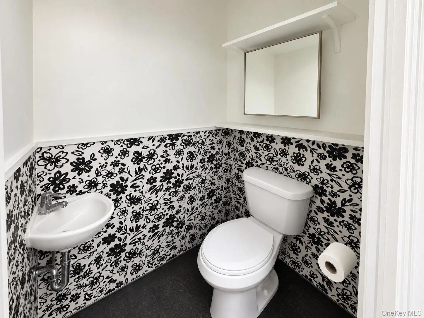 1 Oakland Avenue, Warwick (town), NY, ,Commercial Lease,For Rent,Oakland,0,1058250 1 Oakland Avenue, Warwick (town), NY, ,Commercial Lease,For Rent,Oakland,0,1058250