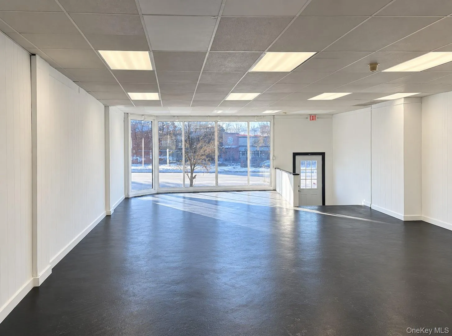 Blank canvas for your imagination and creativity. Blank canvas for your imagination and creativity.
