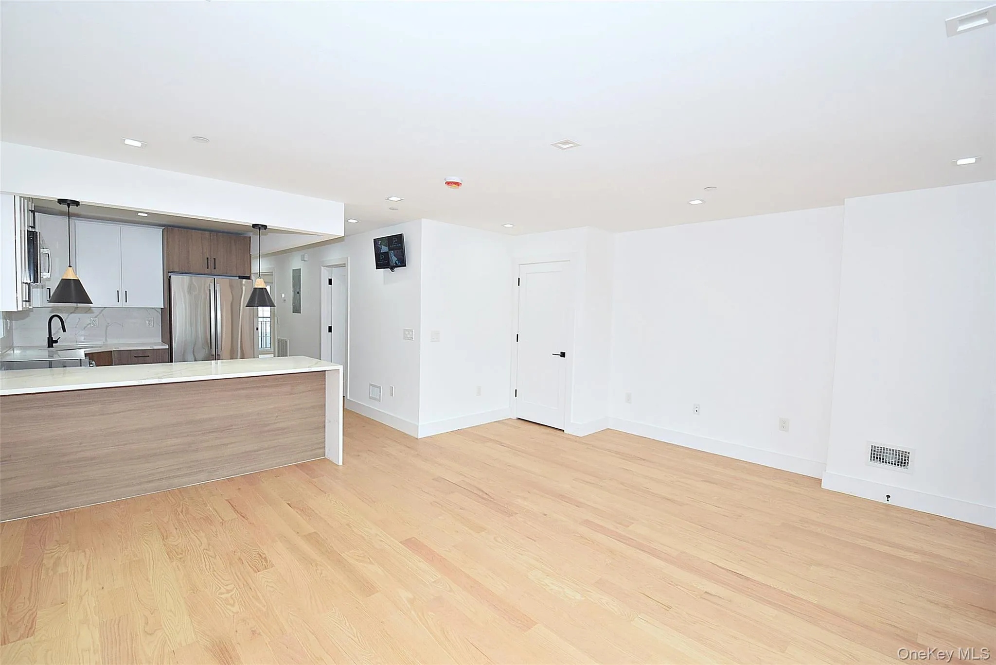 38-36 215st, New York, NY, 4 Bedrooms Bedrooms, 8 Rooms Rooms,3 BathroomsBathrooms,Residential Lease,For Rent,215st,0,1058261 38-36 215st, New York, NY, 4 Bedrooms Bedrooms, 8 Rooms Rooms,3 BathroomsBathrooms,Residential Lease,For Rent,215st,0,1058261