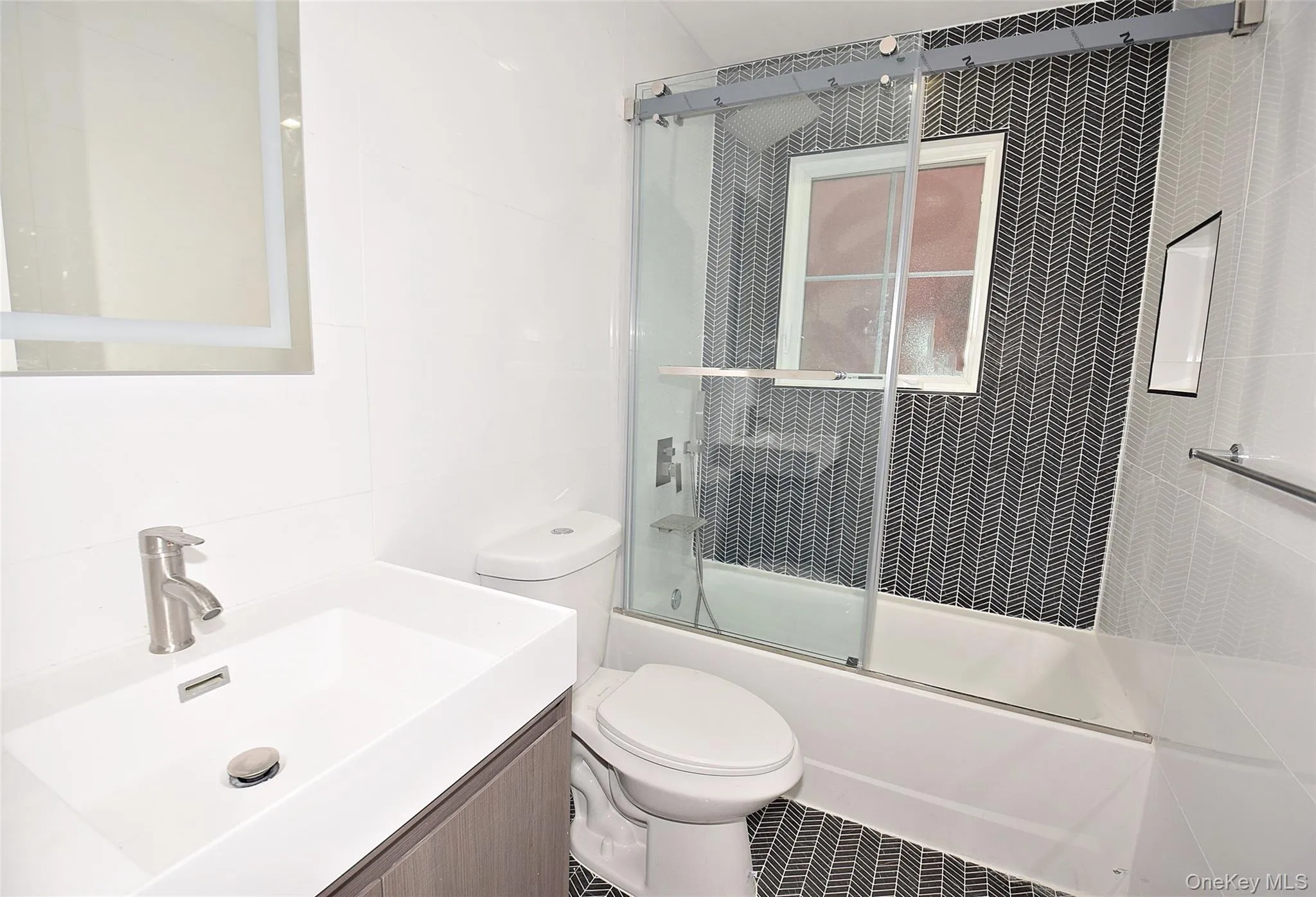 38-36 215st, New York, NY, 4 Bedrooms Bedrooms, 8 Rooms Rooms,3 BathroomsBathrooms,Residential Lease,For Rent,215st,0,1058261 38-36 215st, New York, NY, 4 Bedrooms Bedrooms, 8 Rooms Rooms,3 BathroomsBathrooms,Residential Lease,For Rent,215st,0,1058261