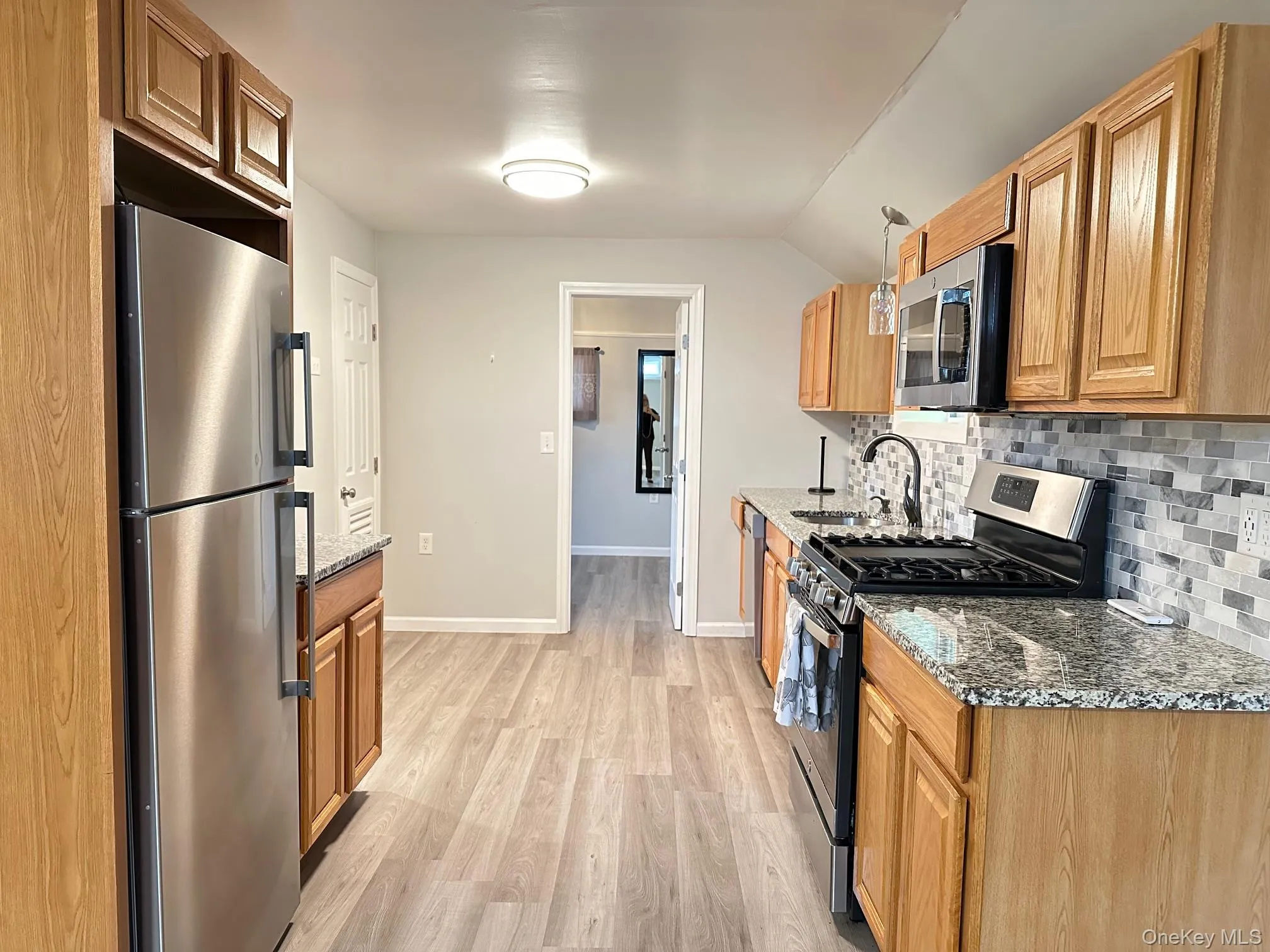 38 Glenmere Avenue, Warwick (town), NY, 1 Bedroom Bedrooms, 3 Room Rooms,1 BathroomBathrooms,Residential Lease,For Rent,Glenmere,0,1058271 38 Glenmere Avenue, Warwick (town), NY, 1 Bedroom Bedrooms, 3 Room Rooms,1 BathroomBathrooms,Residential Lease,For Rent,Glenmere,0,1058271