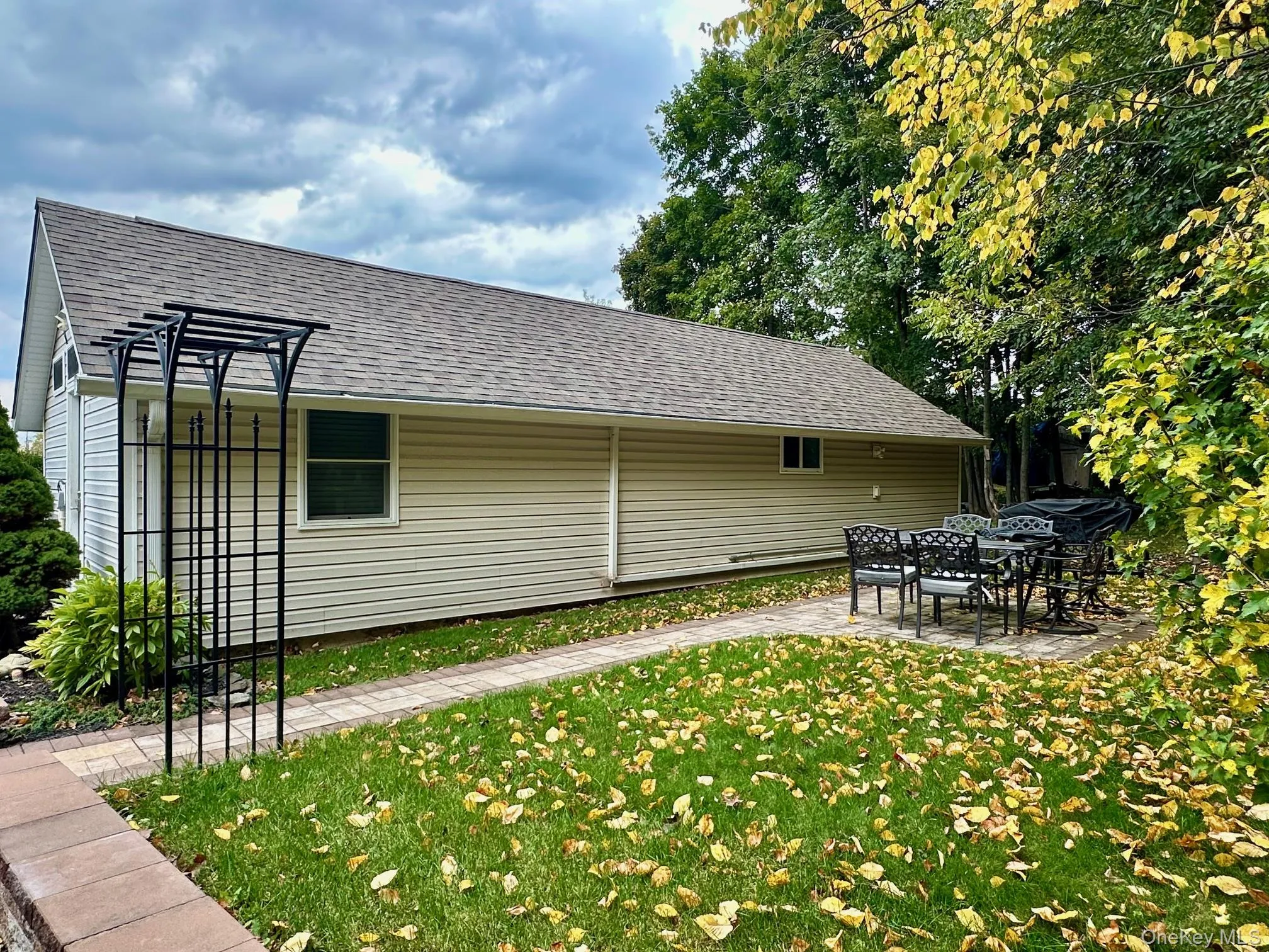 38 Glenmere Avenue, Warwick (town), NY, 1 Bedroom Bedrooms, 3 Room Rooms,1 BathroomBathrooms,Residential Lease,For Rent,Glenmere,0,1058271 38 Glenmere Avenue, Warwick (town), NY, 1 Bedroom Bedrooms, 3 Room Rooms,1 BathroomBathrooms,Residential Lease,For Rent,Glenmere,0,1058271