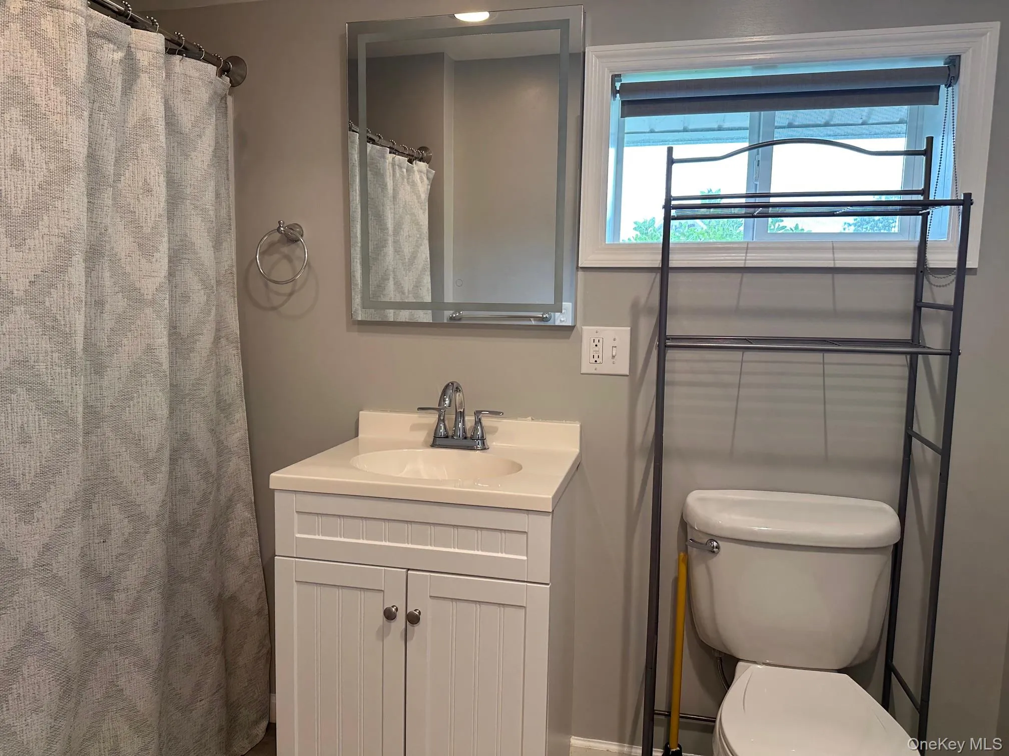 38 Glenmere Avenue, Warwick (town), NY, 1 Bedroom Bedrooms, 3 Room Rooms,1 BathroomBathrooms,Residential Lease,For Rent,Glenmere,0,1058271 38 Glenmere Avenue, Warwick (town), NY, 1 Bedroom Bedrooms, 3 Room Rooms,1 BathroomBathrooms,Residential Lease,For Rent,Glenmere,0,1058271