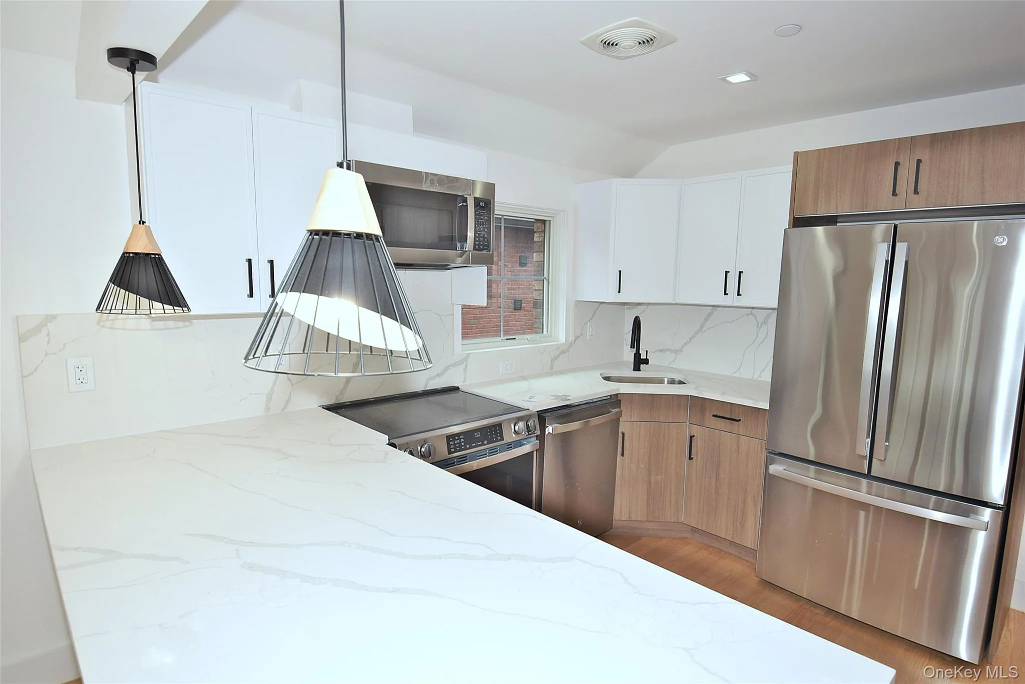 38-36 215st, New York, NY, 3 Bedrooms Bedrooms, 6 Rooms Rooms,2 BathroomsBathrooms,Residential Lease,For Rent,215st,0,1058273 38-36 215st, New York, NY, 3 Bedrooms Bedrooms, 6 Rooms Rooms,2 BathroomsBathrooms,Residential Lease,For Rent,215st,0,1058273