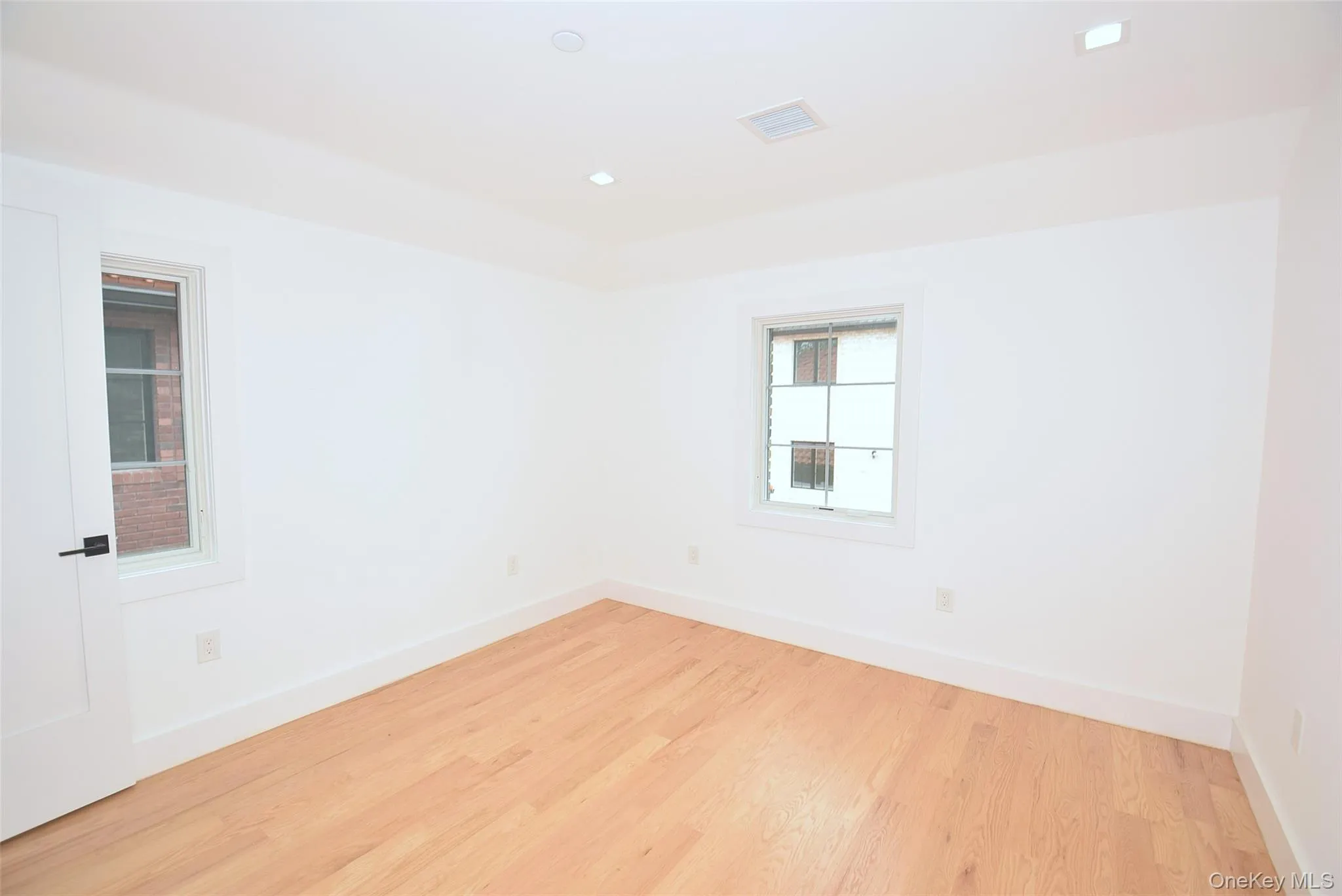 38-36 215st, New York, NY, 3 Bedrooms Bedrooms, 6 Rooms Rooms,2 BathroomsBathrooms,Residential Lease,For Rent,215st,0,1058273 38-36 215st, New York, NY, 3 Bedrooms Bedrooms, 6 Rooms Rooms,2 BathroomsBathrooms,Residential Lease,For Rent,215st,0,1058273