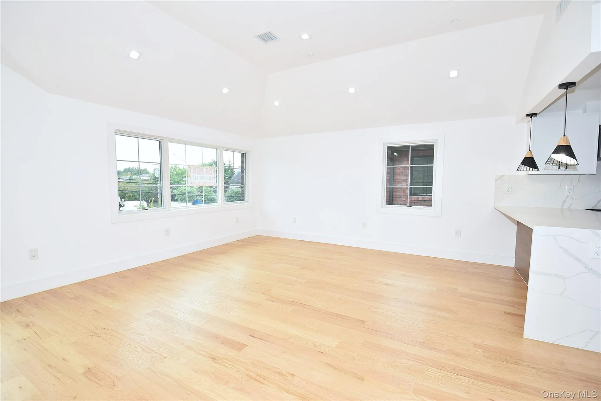 38-36 215st, New York, NY, 3 Bedrooms Bedrooms, 6 Rooms Rooms,2 BathroomsBathrooms,Residential Lease,For Rent,215st,0,1058273 38-36 215st, New York, NY, 3 Bedrooms Bedrooms, 6 Rooms Rooms,2 BathroomsBathrooms,Residential Lease,For Rent,215st,0,1058273
