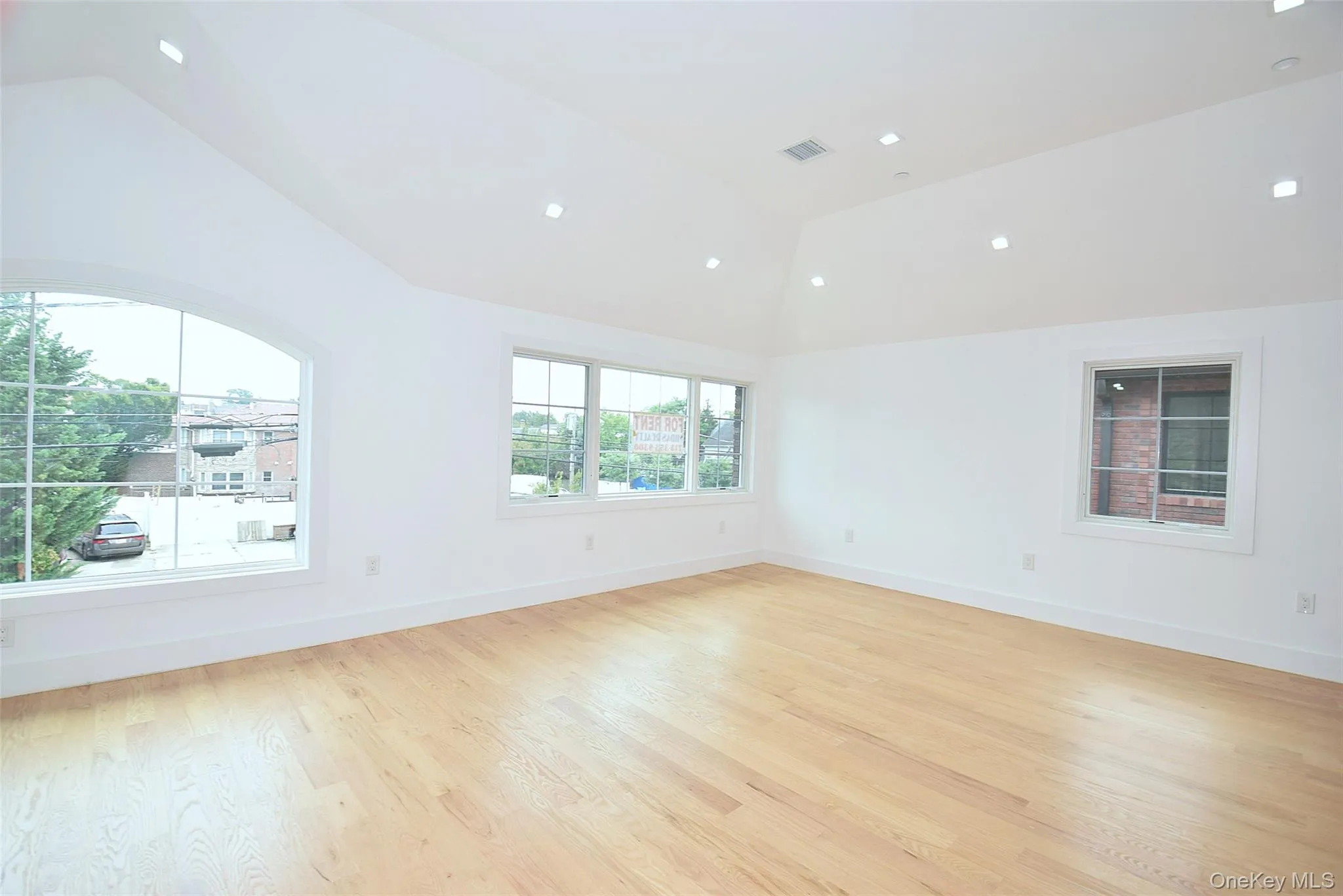 38-36 215st, New York, NY, 3 Bedrooms Bedrooms, 6 Rooms Rooms,2 BathroomsBathrooms,Residential Lease,For Rent,215st,0,1058273 38-36 215st, New York, NY, 3 Bedrooms Bedrooms, 6 Rooms Rooms,2 BathroomsBathrooms,Residential Lease,For Rent,215st,0,1058273
