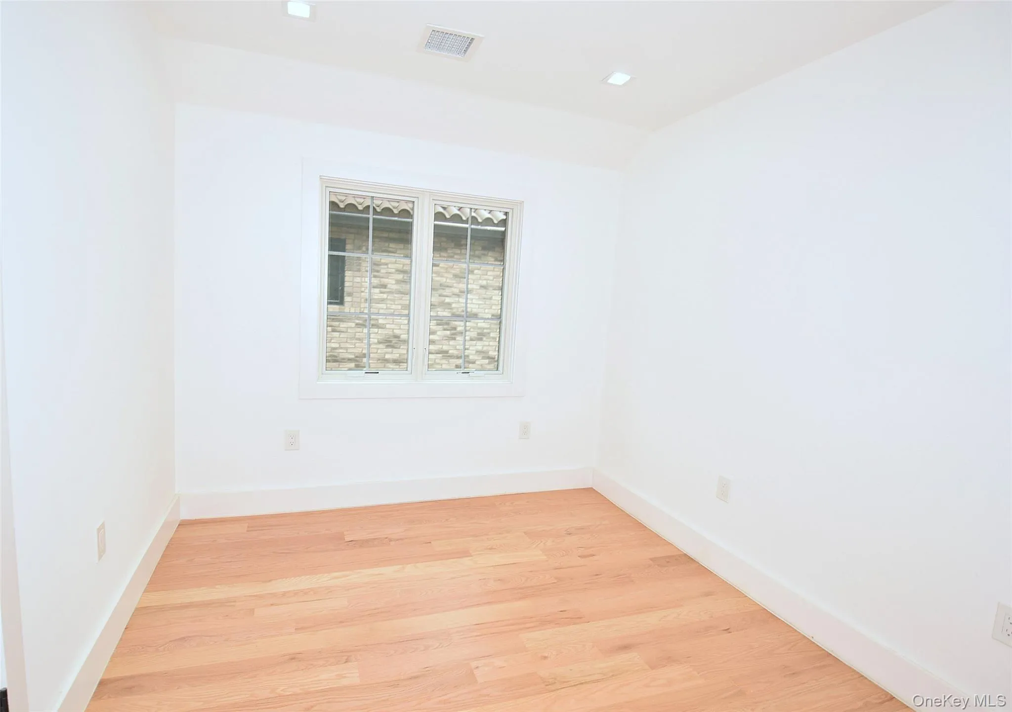 38-36 215st, New York, NY, 3 Bedrooms Bedrooms, 6 Rooms Rooms,2 BathroomsBathrooms,Residential Lease,For Rent,215st,0,1058273 38-36 215st, New York, NY, 3 Bedrooms Bedrooms, 6 Rooms Rooms,2 BathroomsBathrooms,Residential Lease,For Rent,215st,0,1058273