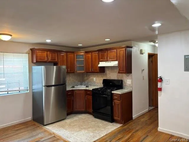 24107 147th Avenue, New York, NY, 2 Bedroom Bedrooms, 4 Room Rooms,1 BathroomBathrooms,Residential Lease,For Rent,147th,0,1058277 24107 147th Avenue, New York, NY, 2 Bedroom Bedrooms, 4 Room Rooms,1 BathroomBathrooms,Residential Lease,For Rent,147th,0,1058277