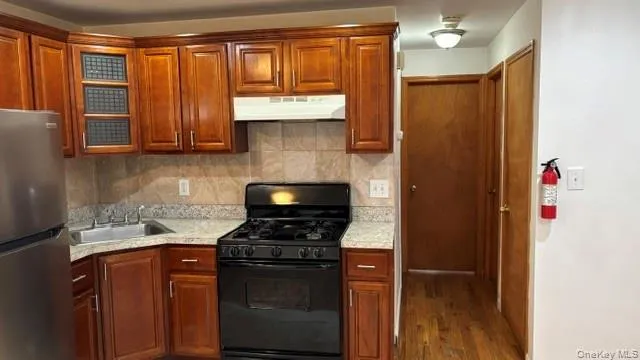 24107 147th Avenue, New York, NY, 2 Bedroom Bedrooms, 4 Room Rooms,1 BathroomBathrooms,Residential Lease,For Rent,147th,0,1058277 24107 147th Avenue, New York, NY, 2 Bedroom Bedrooms, 4 Room Rooms,1 BathroomBathrooms,Residential Lease,For Rent,147th,0,1058277