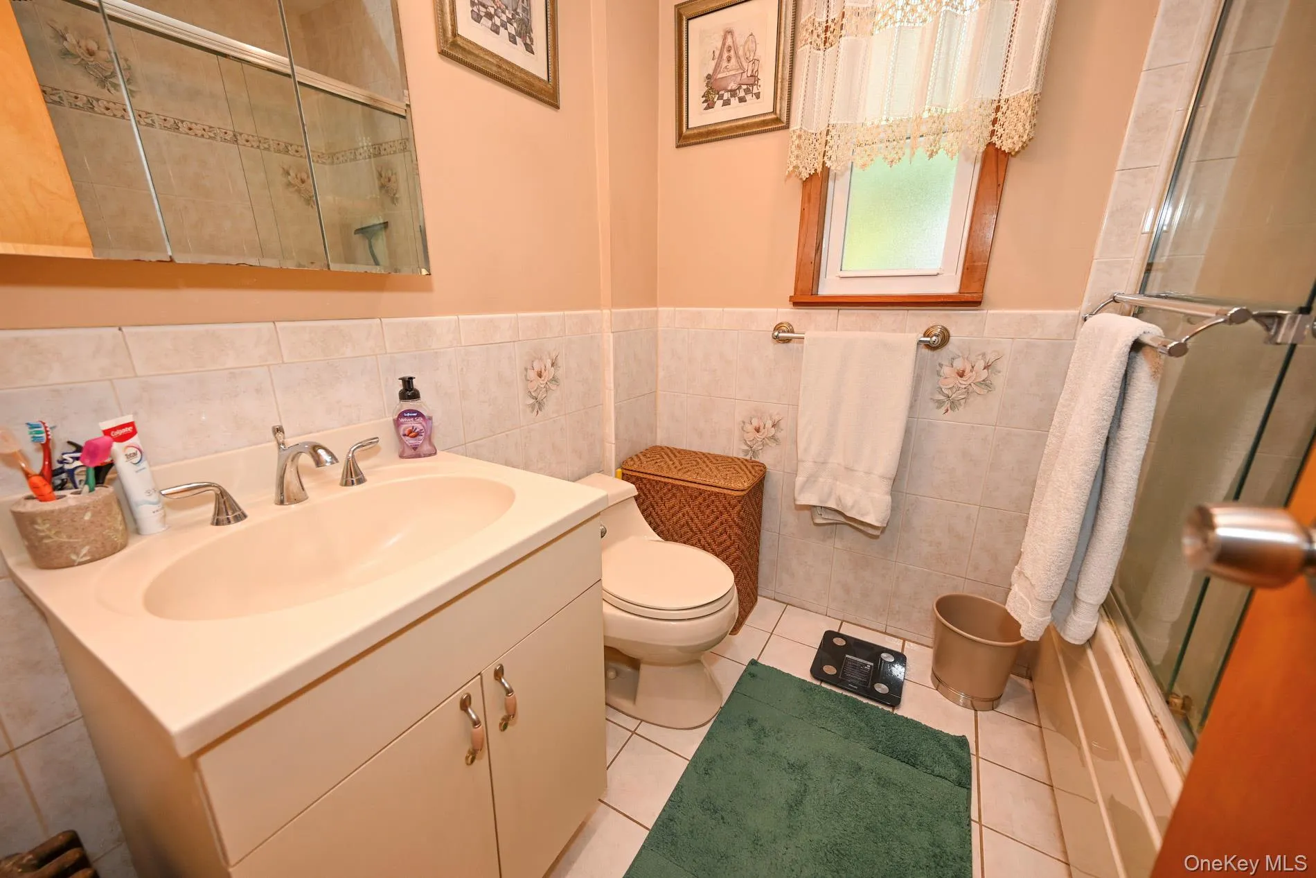 7601 58th Road, New York, NY, 2 Bedrooms Bedrooms, 6 Rooms Rooms,2 BathroomsBathrooms,Residential,For Rent,58th,0,1058279 7601 58th Road, New York, NY, 2 Bedrooms Bedrooms, 6 Rooms Rooms,2 BathroomsBathrooms,Residential,For Rent,58th,0,1058279