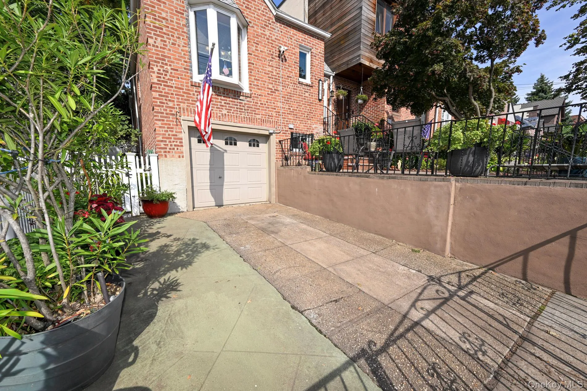 7601 58th Road, New York, NY, 2 Bedrooms Bedrooms, 6 Rooms Rooms,2 BathroomsBathrooms,Residential,For Rent,58th,0,1058279 7601 58th Road, New York, NY, 2 Bedrooms Bedrooms, 6 Rooms Rooms,2 BathroomsBathrooms,Residential,For Rent,58th,0,1058279