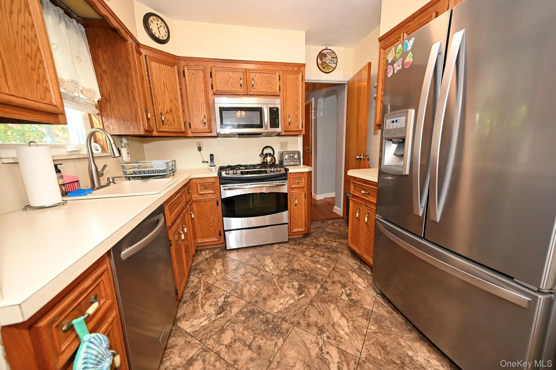 7601 58th Road, New York, NY, 2 Bedrooms Bedrooms, 6 Rooms Rooms,2 BathroomsBathrooms,Residential,For Rent,58th,0,1058279 7601 58th Road, New York, NY, 2 Bedrooms Bedrooms, 6 Rooms Rooms,2 BathroomsBathrooms,Residential,For Rent,58th,0,1058279