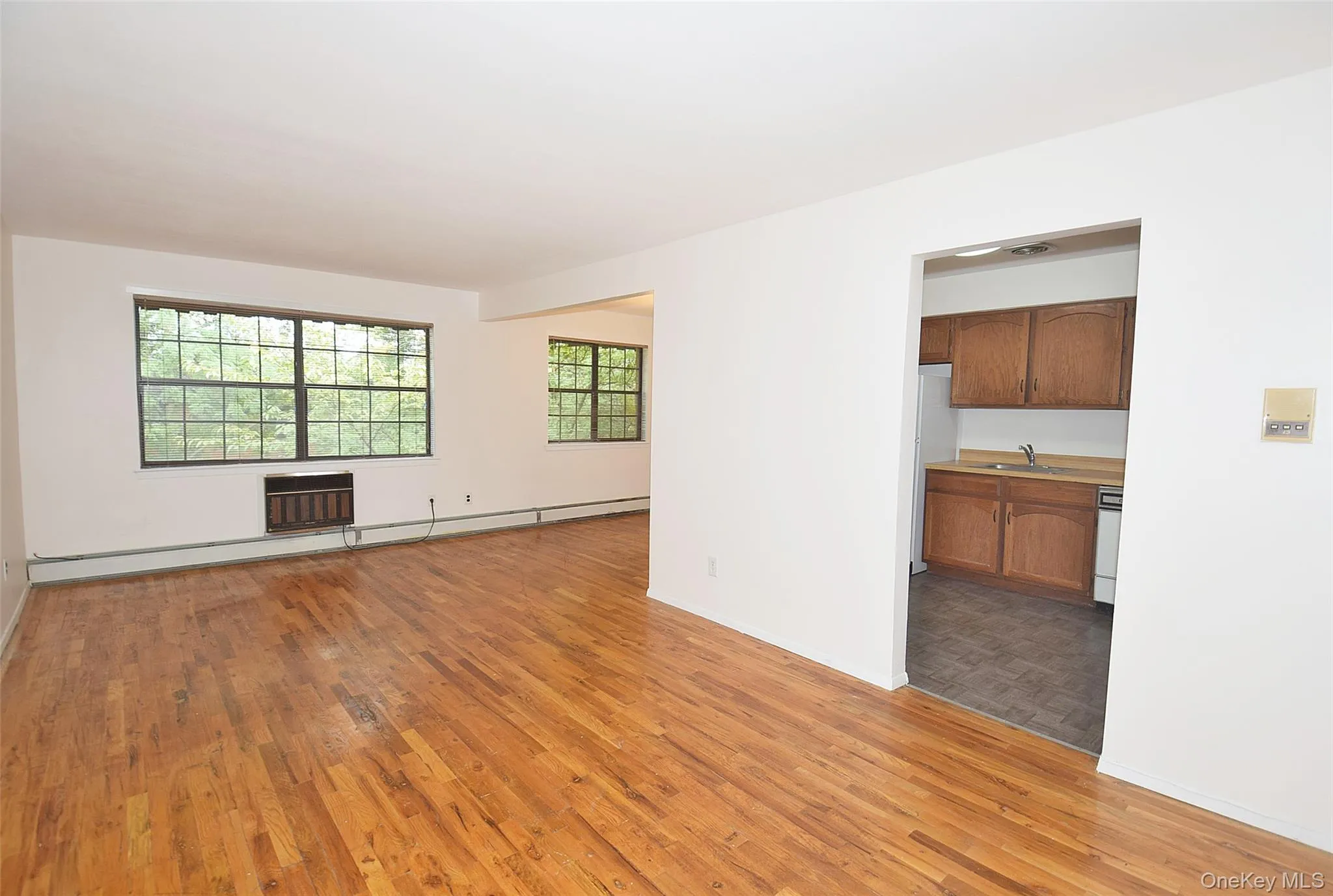 220-47 67 Ave, New York, NY, 3 Bedroom Bedrooms, 6 Room Rooms,2 BathroomBathrooms,Residential Lease,For Rent,67 Ave,0,1058285 220-47 67 Ave, New York, NY, 3 Bedroom Bedrooms, 6 Room Rooms,2 BathroomBathrooms,Residential Lease,For Rent,67 Ave,0,1058285