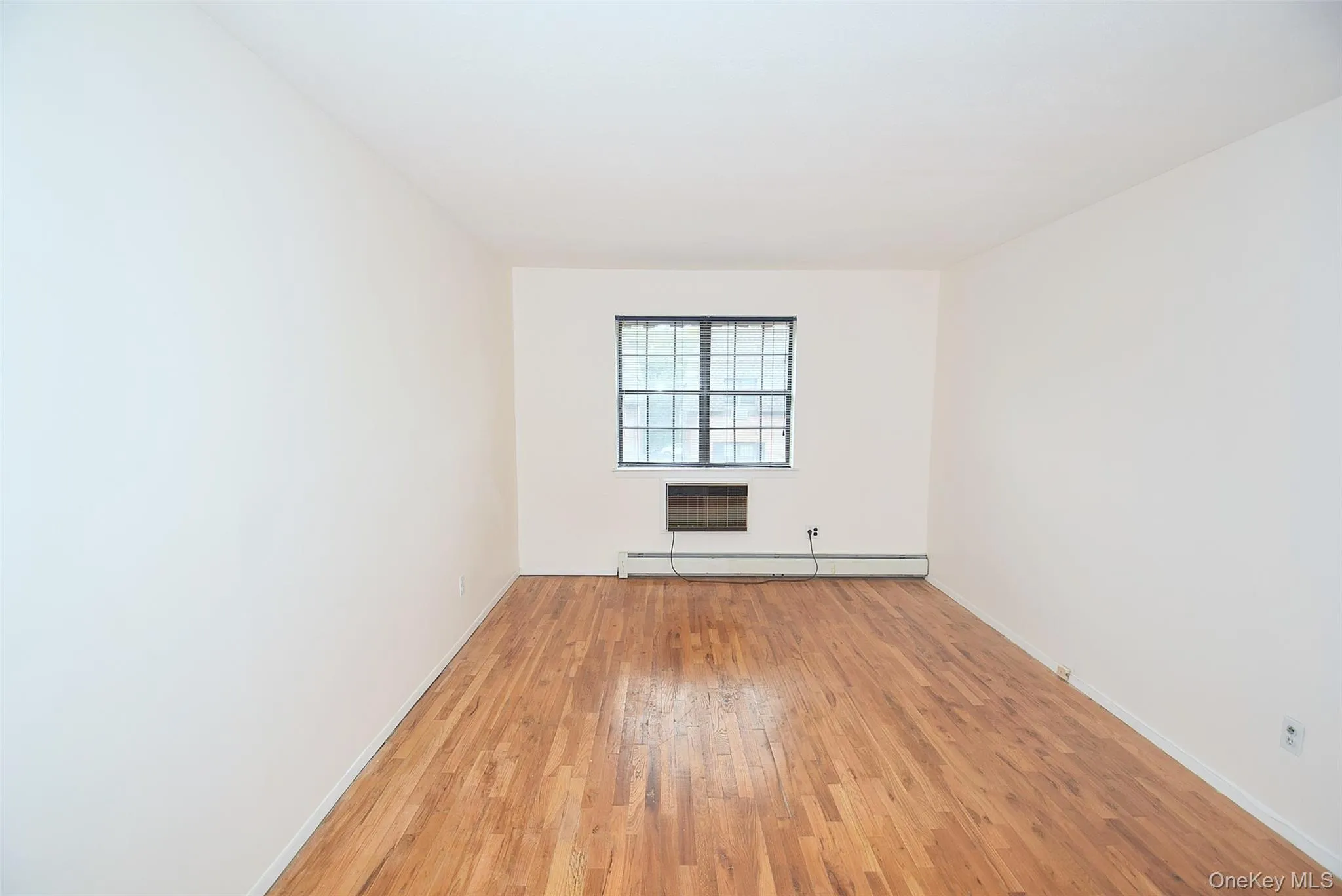220-47 67 Ave, New York, NY, 3 Bedroom Bedrooms, 6 Room Rooms,2 BathroomBathrooms,Residential Lease,For Rent,67 Ave,0,1058285 220-47 67 Ave, New York, NY, 3 Bedroom Bedrooms, 6 Room Rooms,2 BathroomBathrooms,Residential Lease,For Rent,67 Ave,0,1058285