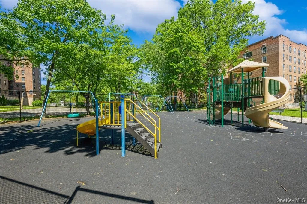 18-50 211th Street, New York, NY, 1 Bedroom Bedrooms, 4 Rooms Rooms,1 BathroomBathrooms,Residential,For Rent,211th,0,1058286 18-50 211th Street, New York, NY, 1 Bedroom Bedrooms, 4 Rooms Rooms,1 BathroomBathrooms,Residential,For Rent,211th,0,1058286