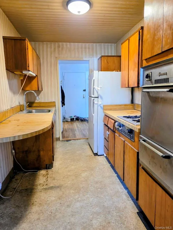 18-50 211th Street, New York, NY, 1 Bedroom Bedrooms, 4 Rooms Rooms,1 BathroomBathrooms,Residential,For Rent,211th,0,1058286 18-50 211th Street, New York, NY, 1 Bedroom Bedrooms, 4 Rooms Rooms,1 BathroomBathrooms,Residential,For Rent,211th,0,1058286