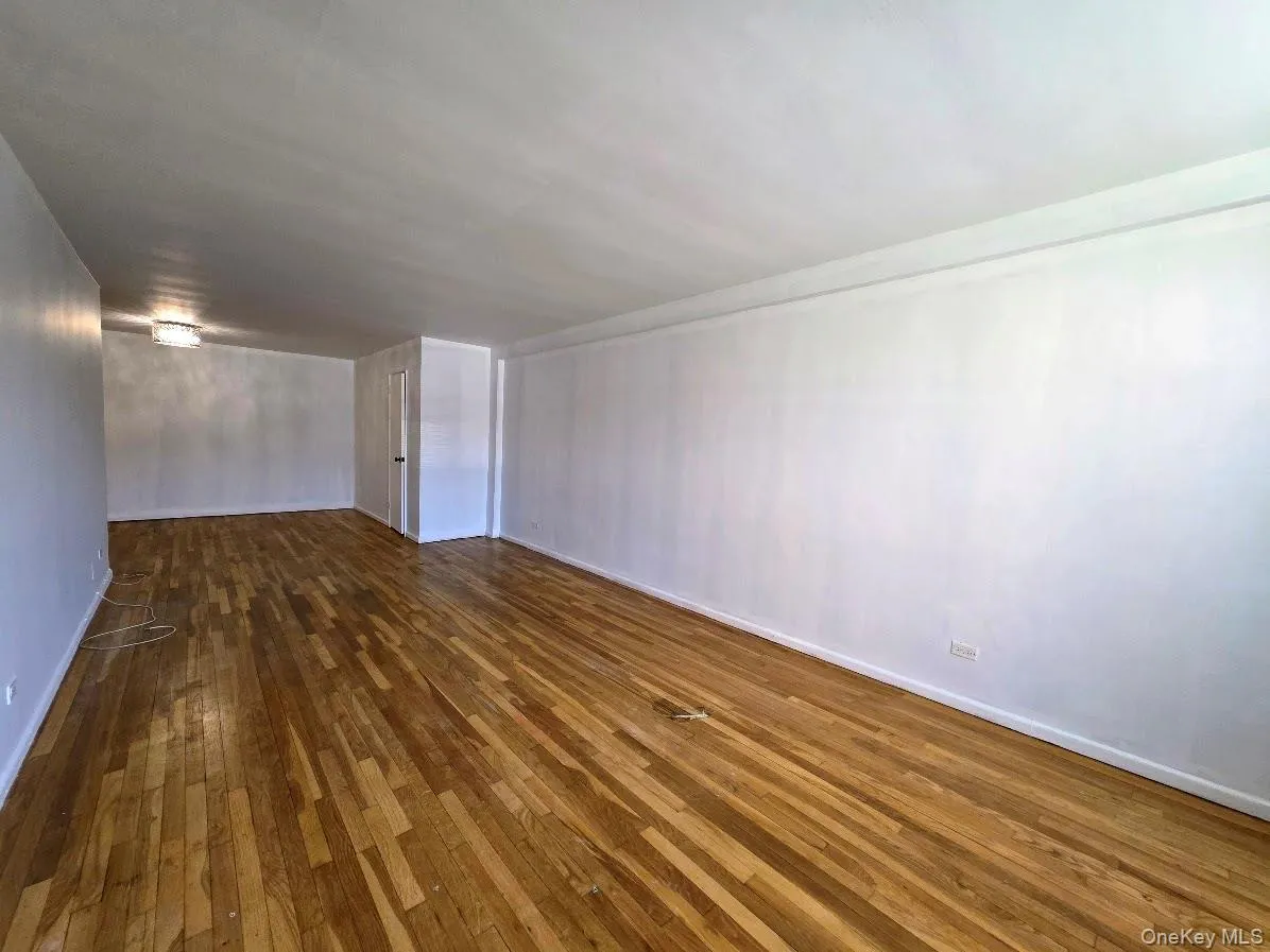 18-50 211th Street, New York, NY, 1 Bedroom Bedrooms, 4 Rooms Rooms,1 BathroomBathrooms,Residential,For Rent,211th,0,1058286 18-50 211th Street, New York, NY, 1 Bedroom Bedrooms, 4 Rooms Rooms,1 BathroomBathrooms,Residential,For Rent,211th,0,1058286