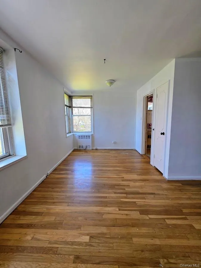 18-50 211th Street, New York, NY, 1 Bedroom Bedrooms, 4 Rooms Rooms,1 BathroomBathrooms,Residential,For Rent,211th,0,1058286 18-50 211th Street, New York, NY, 1 Bedroom Bedrooms, 4 Rooms Rooms,1 BathroomBathrooms,Residential,For Rent,211th,0,1058286