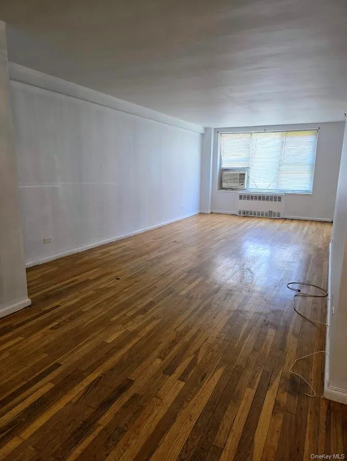 18-50 211th Street, New York, NY, 1 Bedroom Bedrooms, 4 Rooms Rooms,1 BathroomBathrooms,Residential,For Rent,211th,0,1058286 18-50 211th Street, New York, NY, 1 Bedroom Bedrooms, 4 Rooms Rooms,1 BathroomBathrooms,Residential,For Rent,211th,0,1058286