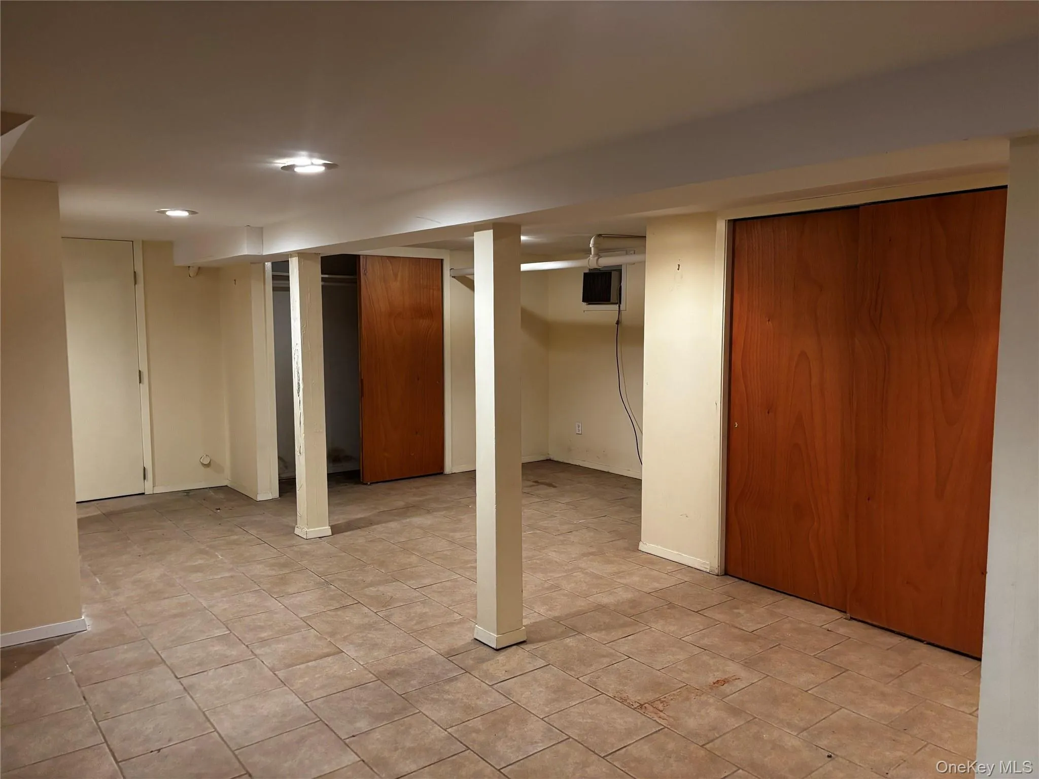 3317 212th Street, New York, NY, 4 Bedrooms Bedrooms, 8 Rooms Rooms,2 BathroomsBathrooms,Residential,For Rent,212th,0,1058291 3317 212th Street, New York, NY, 4 Bedrooms Bedrooms, 8 Rooms Rooms,2 BathroomsBathrooms,Residential,For Rent,212th,0,1058291