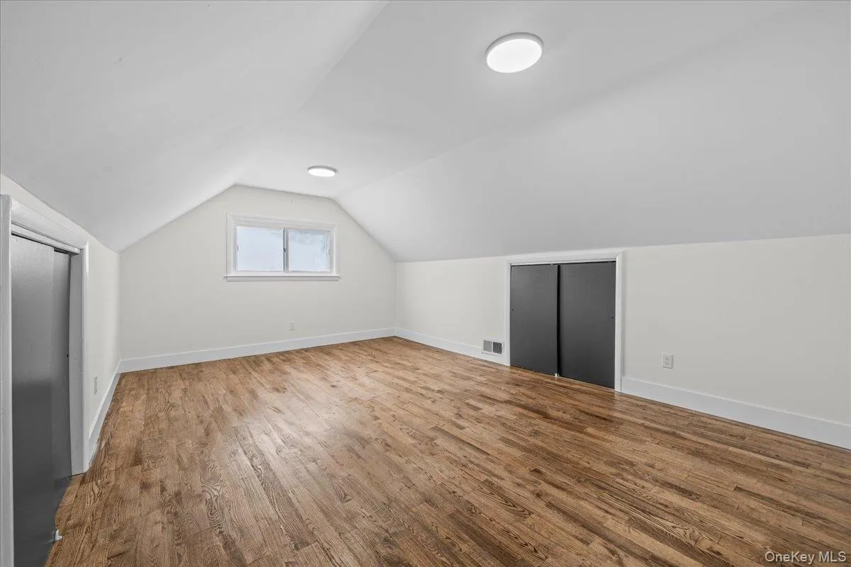 40 Newkirk Road, Yonkers, NY, 3 Bedrooms Bedrooms, 6 Rooms Rooms,2 BathroomsBathrooms,Residential,For Rent,Newkirk,0,1058293 40 Newkirk Road, Yonkers, NY, 3 Bedrooms Bedrooms, 6 Rooms Rooms,2 BathroomsBathrooms,Residential,For Rent,Newkirk,0,1058293