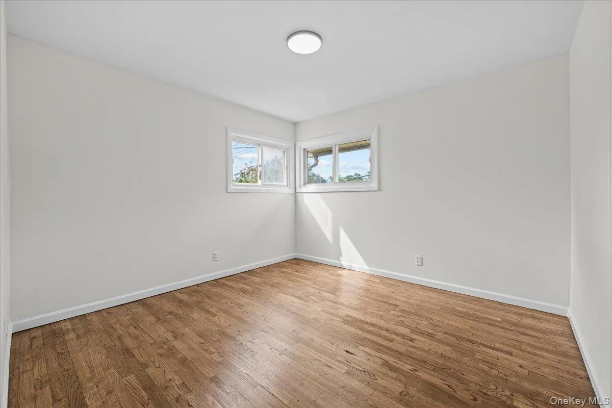 40 Newkirk Road, Yonkers, NY, 3 Bedrooms Bedrooms, 6 Rooms Rooms,2 BathroomsBathrooms,Residential,For Rent,Newkirk,0,1058293 40 Newkirk Road, Yonkers, NY, 3 Bedrooms Bedrooms, 6 Rooms Rooms,2 BathroomsBathrooms,Residential,For Rent,Newkirk,0,1058293