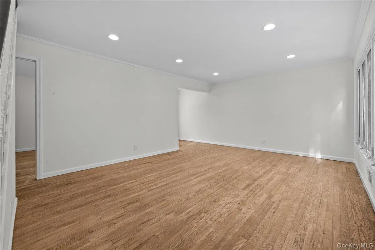 40 Newkirk Road, Yonkers, NY, 3 Bedrooms Bedrooms, 6 Rooms Rooms,2 BathroomsBathrooms,Residential,For Rent,Newkirk,0,1058293 40 Newkirk Road, Yonkers, NY, 3 Bedrooms Bedrooms, 6 Rooms Rooms,2 BathroomsBathrooms,Residential,For Rent,Newkirk,0,1058293