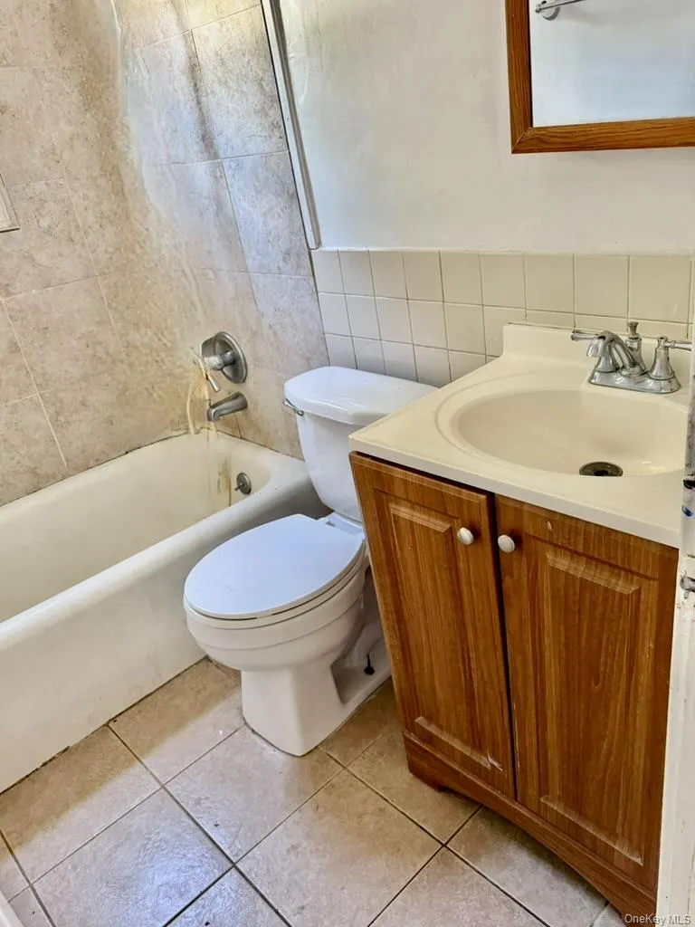 74 Yale Avenue, Ossining, NY, 3 Bedroom Bedrooms, 5 Room Rooms,1 BathroomBathrooms,Residential Lease,For Rent,Yale,0,1058307 74 Yale Avenue, Ossining, NY, 3 Bedroom Bedrooms, 5 Room Rooms,1 BathroomBathrooms,Residential Lease,For Rent,Yale,0,1058307