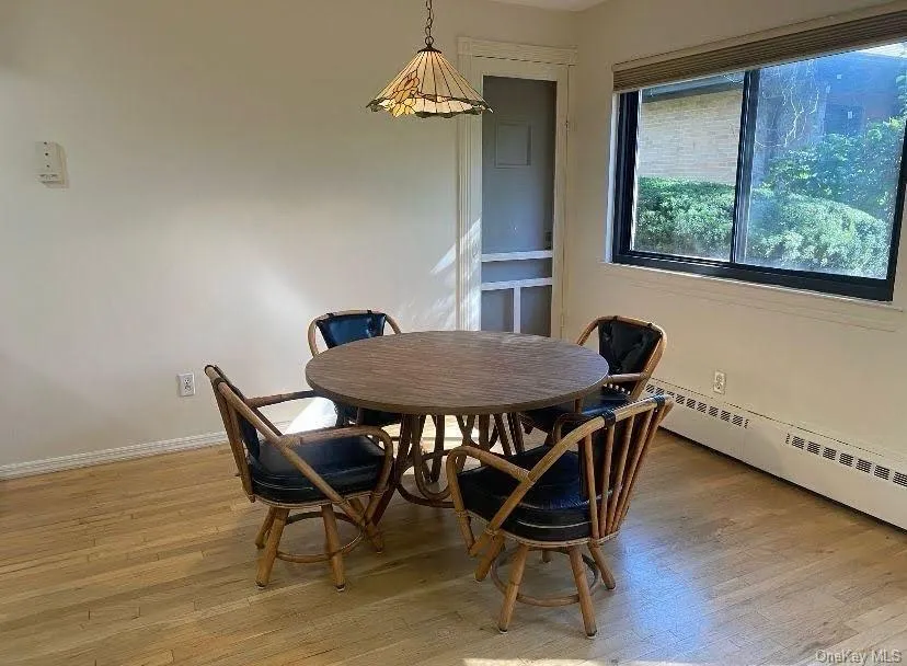 Dining Area with entrance to private Deck Dining Area with entrance to private Deck