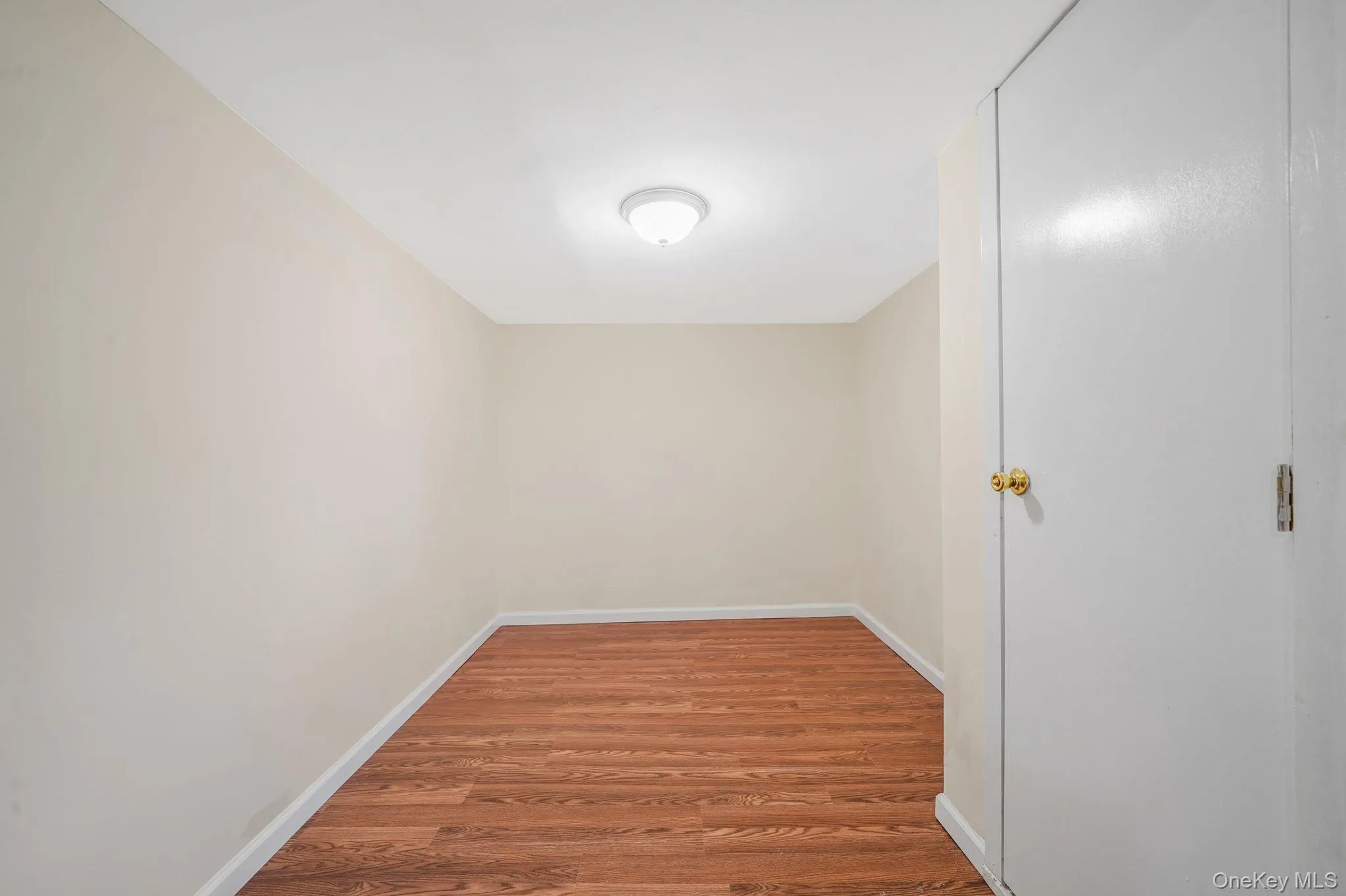 180 Branch Avenue, Islip, NY, 4 Bedrooms Bedrooms, 8 Rooms Rooms,2 BathroomsBathrooms,Residential,For Rent,Branch,0,1058315 180 Branch Avenue, Islip, NY, 4 Bedrooms Bedrooms, 8 Rooms Rooms,2 BathroomsBathrooms,Residential,For Rent,Branch,0,1058315
