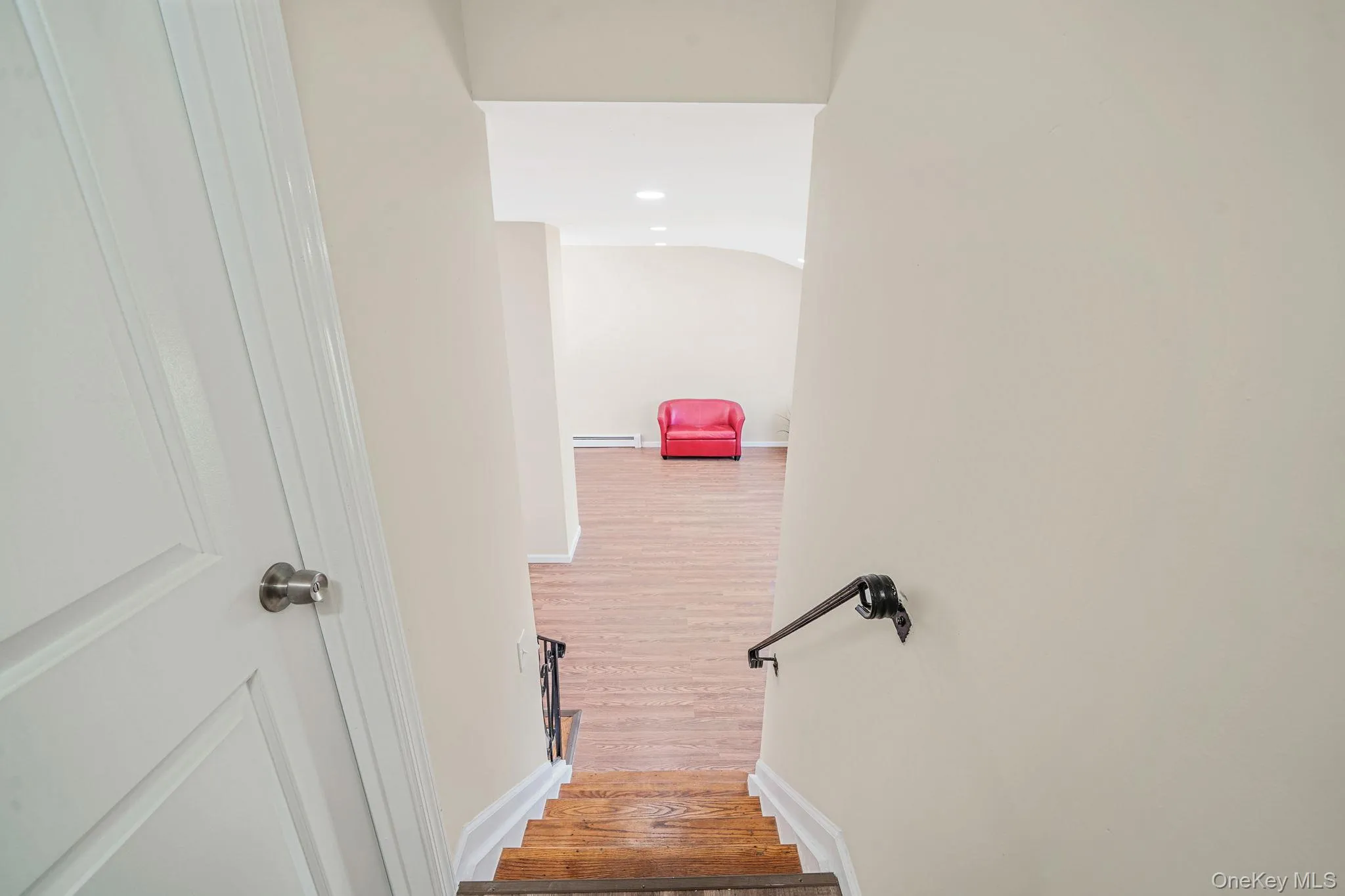 180 Branch Avenue, Islip, NY, 4 Bedrooms Bedrooms, 8 Rooms Rooms,2 BathroomsBathrooms,Residential,For Rent,Branch,0,1058315 180 Branch Avenue, Islip, NY, 4 Bedrooms Bedrooms, 8 Rooms Rooms,2 BathroomsBathrooms,Residential,For Rent,Branch,0,1058315