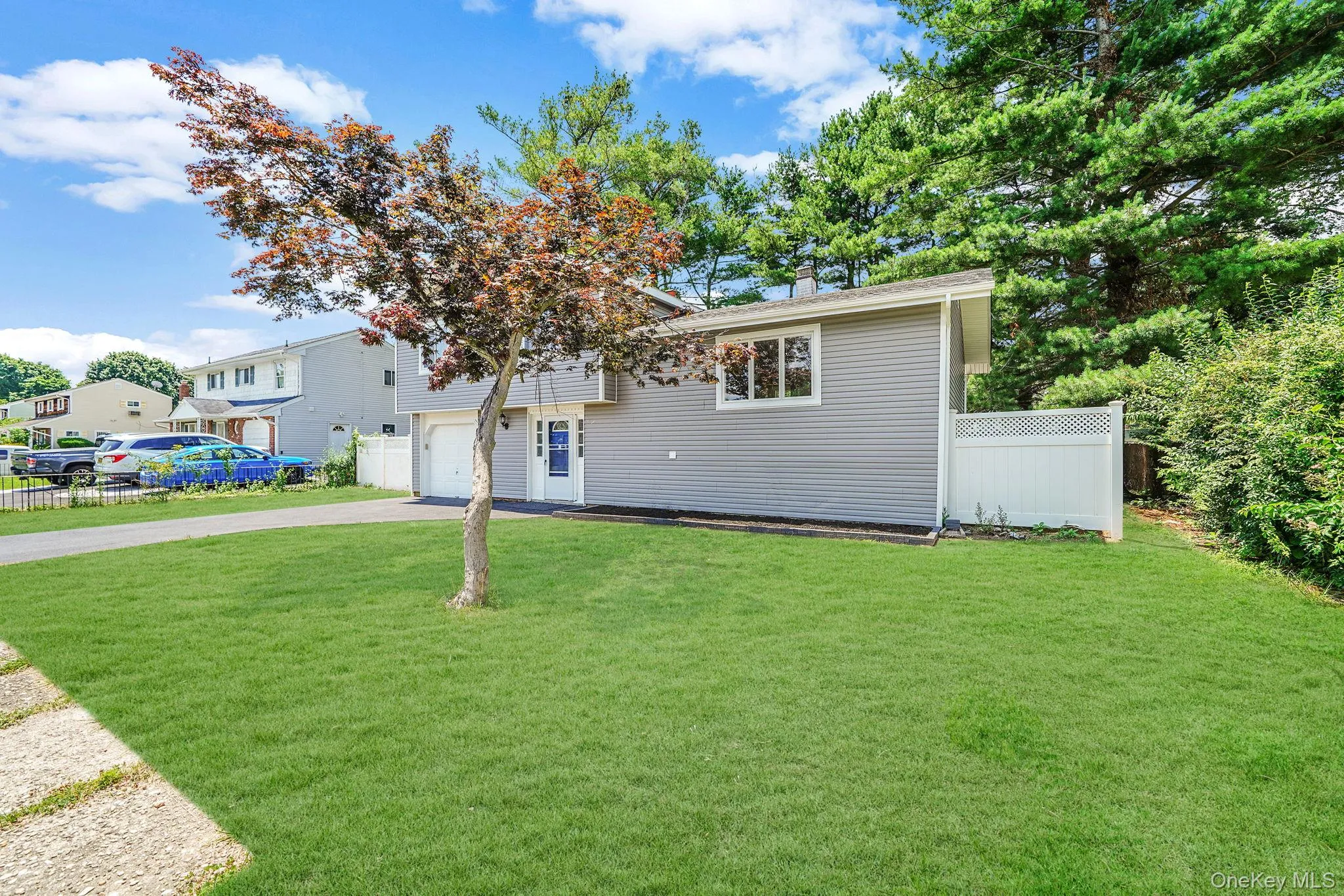 180 Branch Avenue, Islip, NY, 4 Bedrooms Bedrooms, 8 Rooms Rooms,2 BathroomsBathrooms,Residential,For Rent,Branch,0,1058315 180 Branch Avenue, Islip, NY, 4 Bedrooms Bedrooms, 8 Rooms Rooms,2 BathroomsBathrooms,Residential,For Rent,Branch,0,1058315