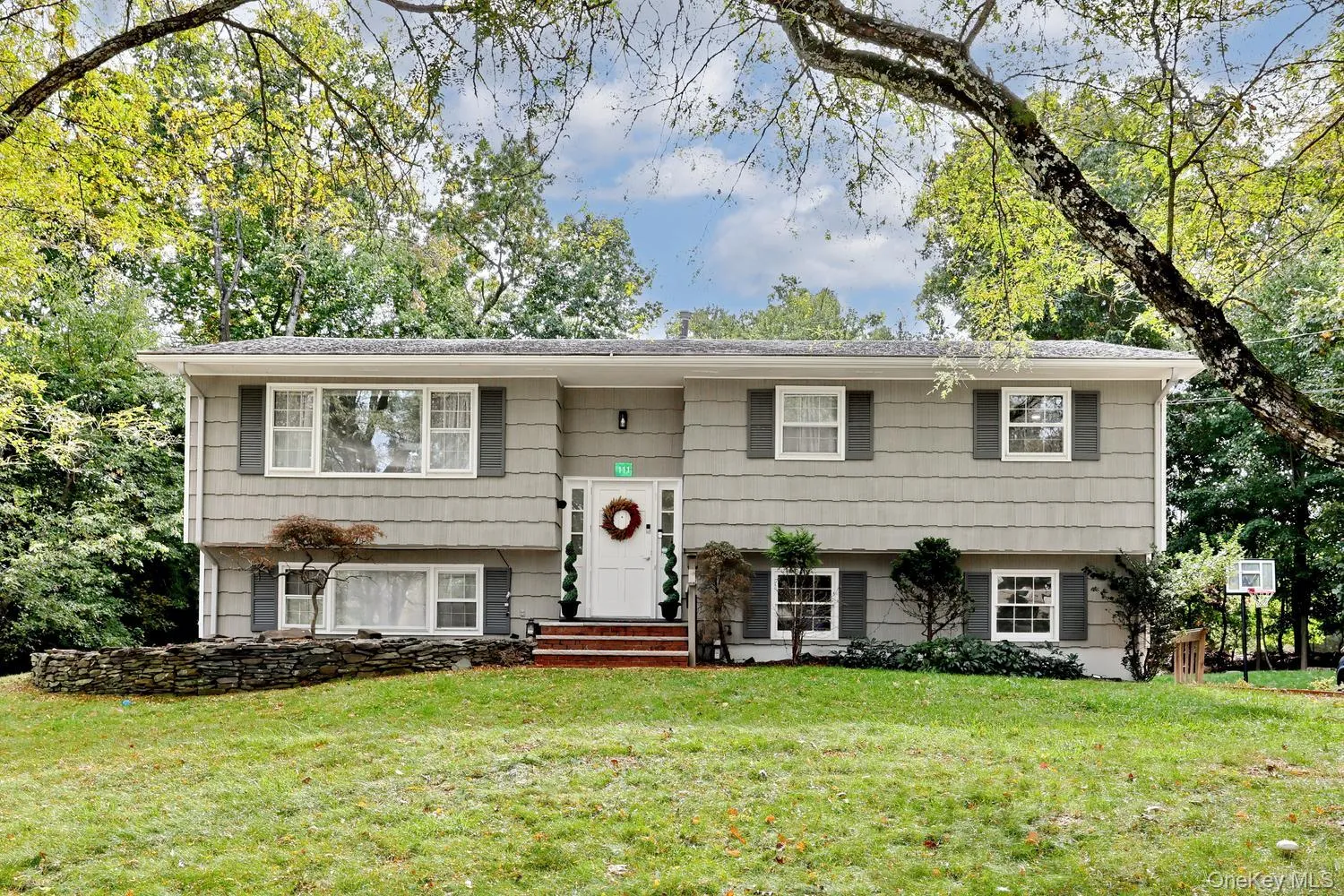 111 Smith Hill Road, Ramapo, NY, 4 Bedrooms Bedrooms, 9 Rooms Rooms,2 BathroomsBathrooms,Residential,For Rent,Smith Hill,0,1058316 111 Smith Hill Road, Ramapo, NY, 4 Bedrooms Bedrooms, 9 Rooms Rooms,2 BathroomsBathrooms,Residential,For Rent,Smith Hill,0,1058316