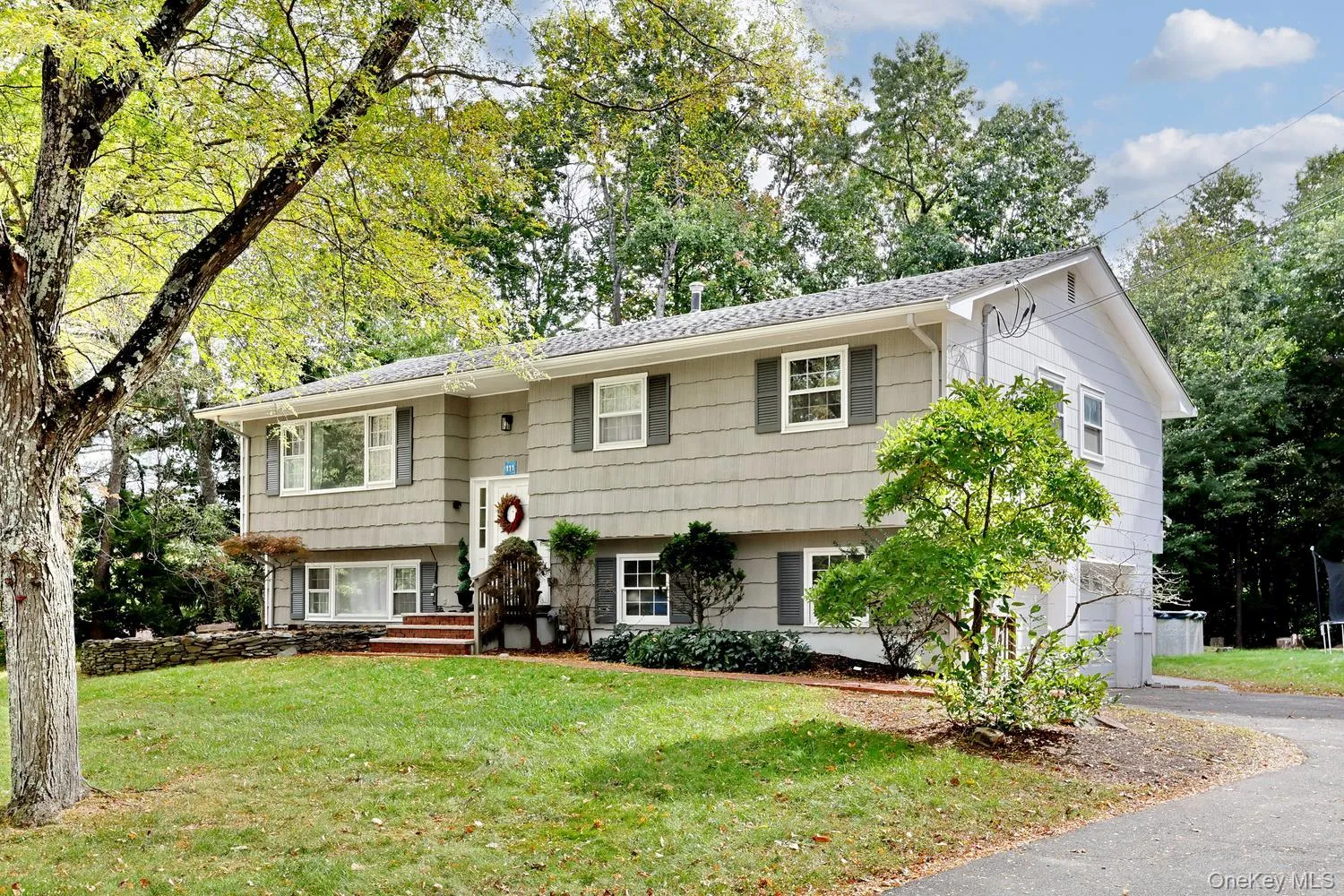 111 Smith Hill Road, Ramapo, NY, 4 Bedrooms Bedrooms, 9 Rooms Rooms,2 BathroomsBathrooms,Residential,For Rent,Smith Hill,0,1058316 111 Smith Hill Road, Ramapo, NY, 4 Bedrooms Bedrooms, 9 Rooms Rooms,2 BathroomsBathrooms,Residential,For Rent,Smith Hill,0,1058316