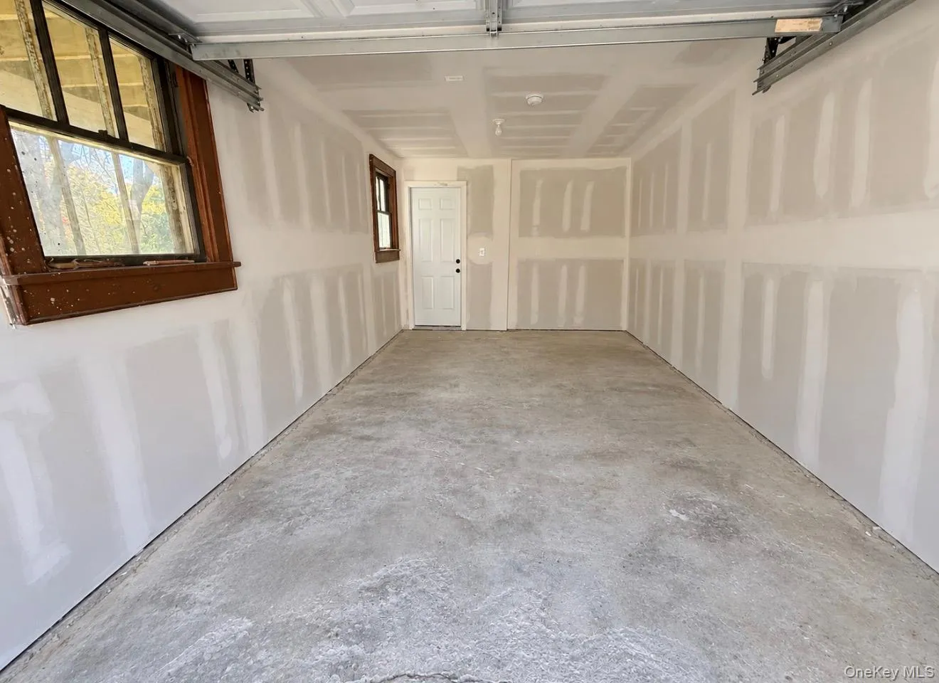 72 Webb Road, Middletown, NY, 1 Bedroom Bedrooms, 3 Room Rooms,1 BathroomBathrooms,Residential Lease,For Rent,Webb,0,1058317 72 Webb Road, Middletown, NY, 1 Bedroom Bedrooms, 3 Room Rooms,1 BathroomBathrooms,Residential Lease,For Rent,Webb,0,1058317