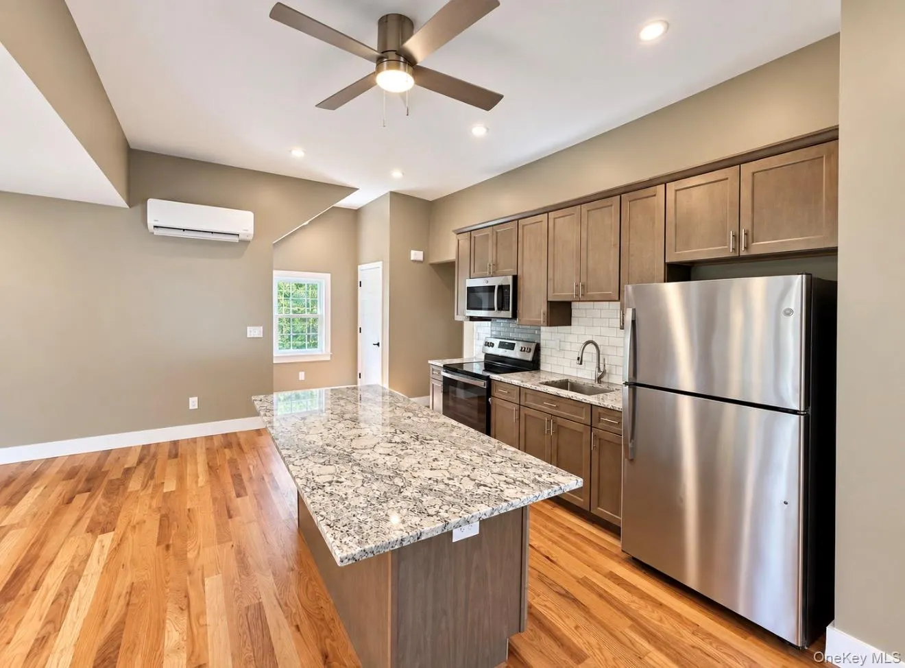 72 Webb Road, Middletown, NY, 1 Bedroom Bedrooms, 3 Room Rooms,1 BathroomBathrooms,Residential Lease,For Rent,Webb,0,1058317 72 Webb Road, Middletown, NY, 1 Bedroom Bedrooms, 3 Room Rooms,1 BathroomBathrooms,Residential Lease,For Rent,Webb,0,1058317