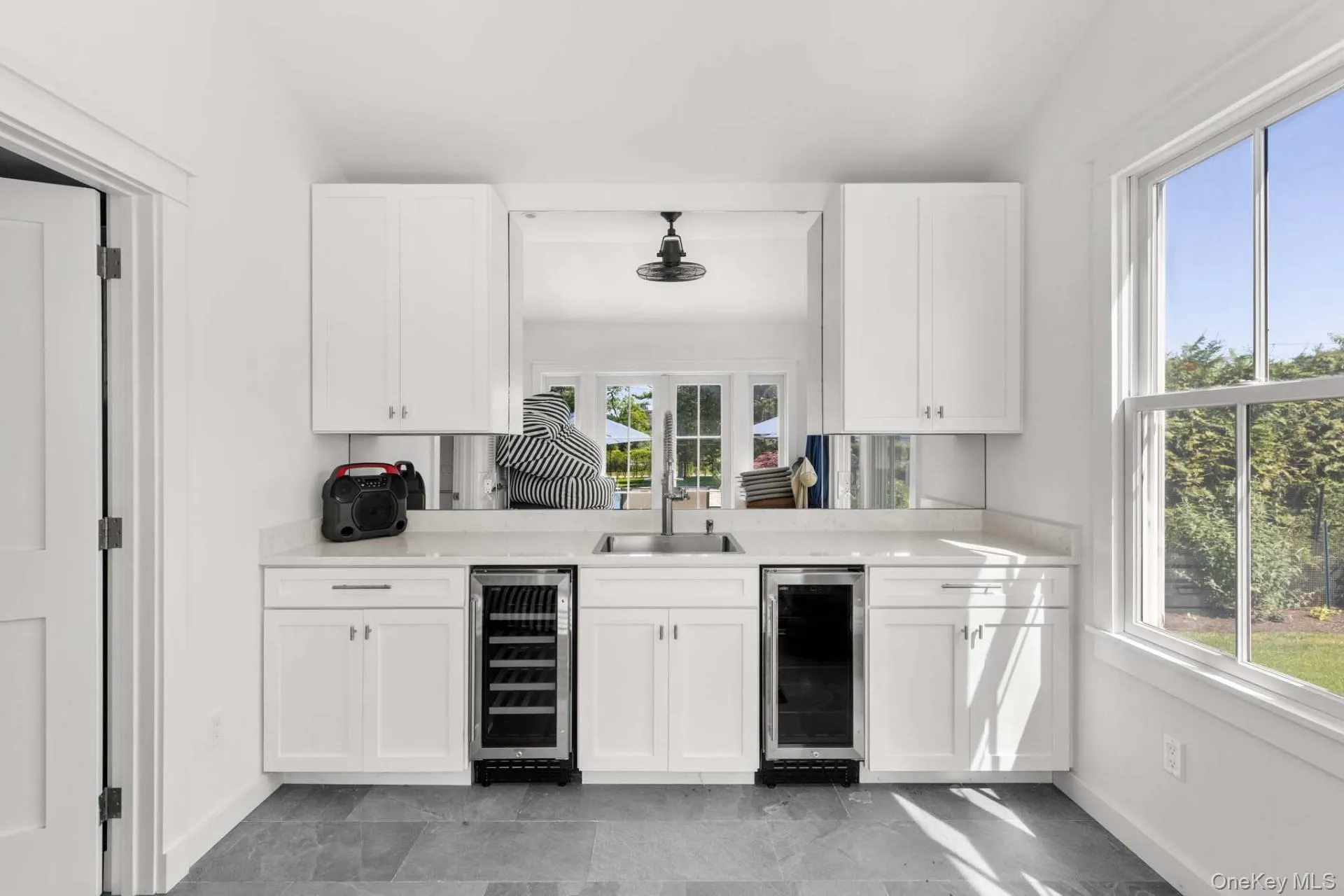 73 Beach Lane, Southampton, NY, 4 Bedroom Bedrooms, 11 Room Rooms,4 BathroomBathrooms,Residential Lease,For Rent,Beach,0,1058318 73 Beach Lane, Southampton, NY, 4 Bedroom Bedrooms, 11 Room Rooms,4 BathroomBathrooms,Residential Lease,For Rent,Beach,0,1058318