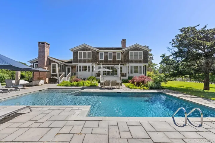 73 Beach Lane, Southampton, New York 11978